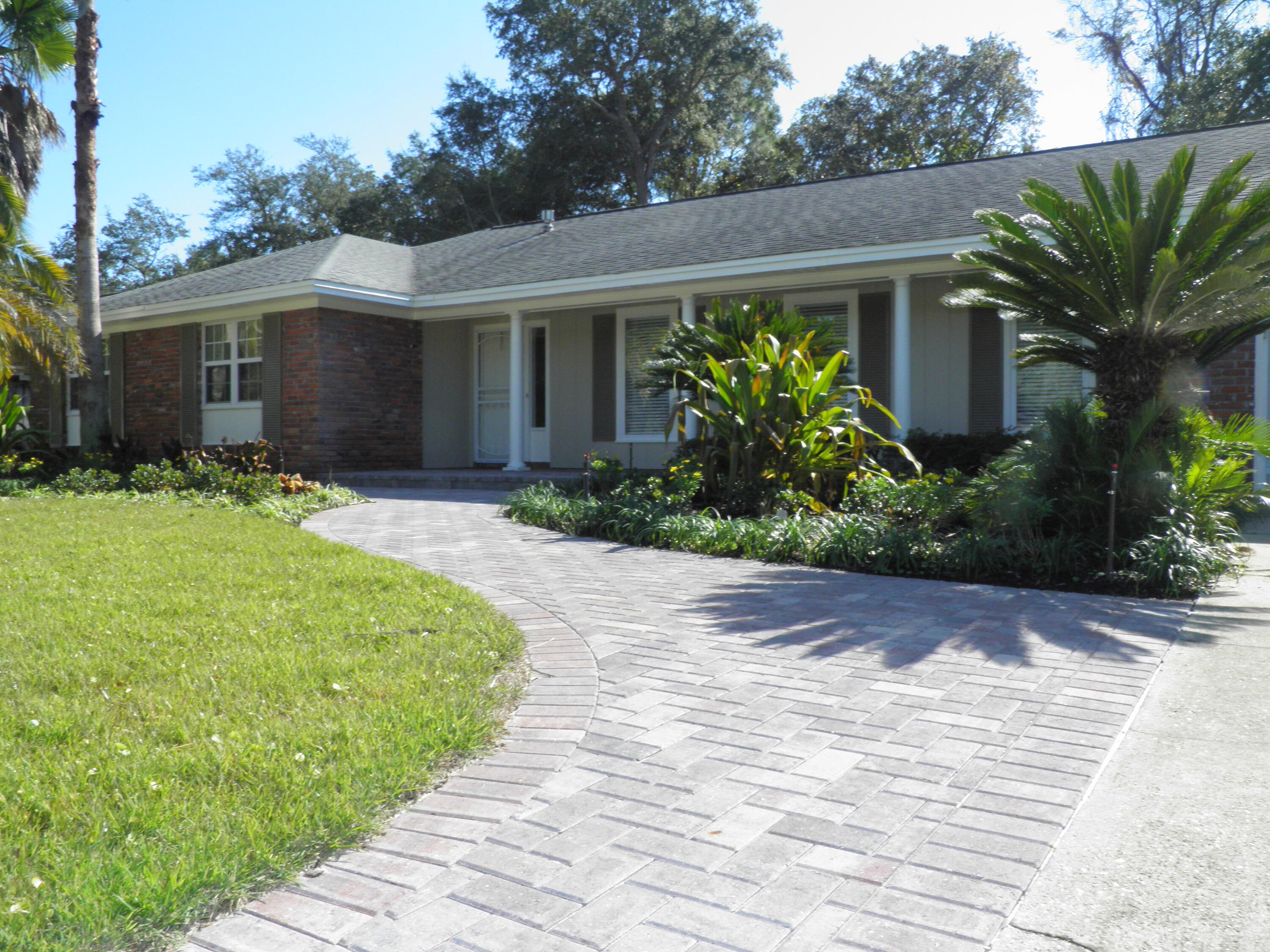 YACHT CLUB ESTATES - Residential Lease