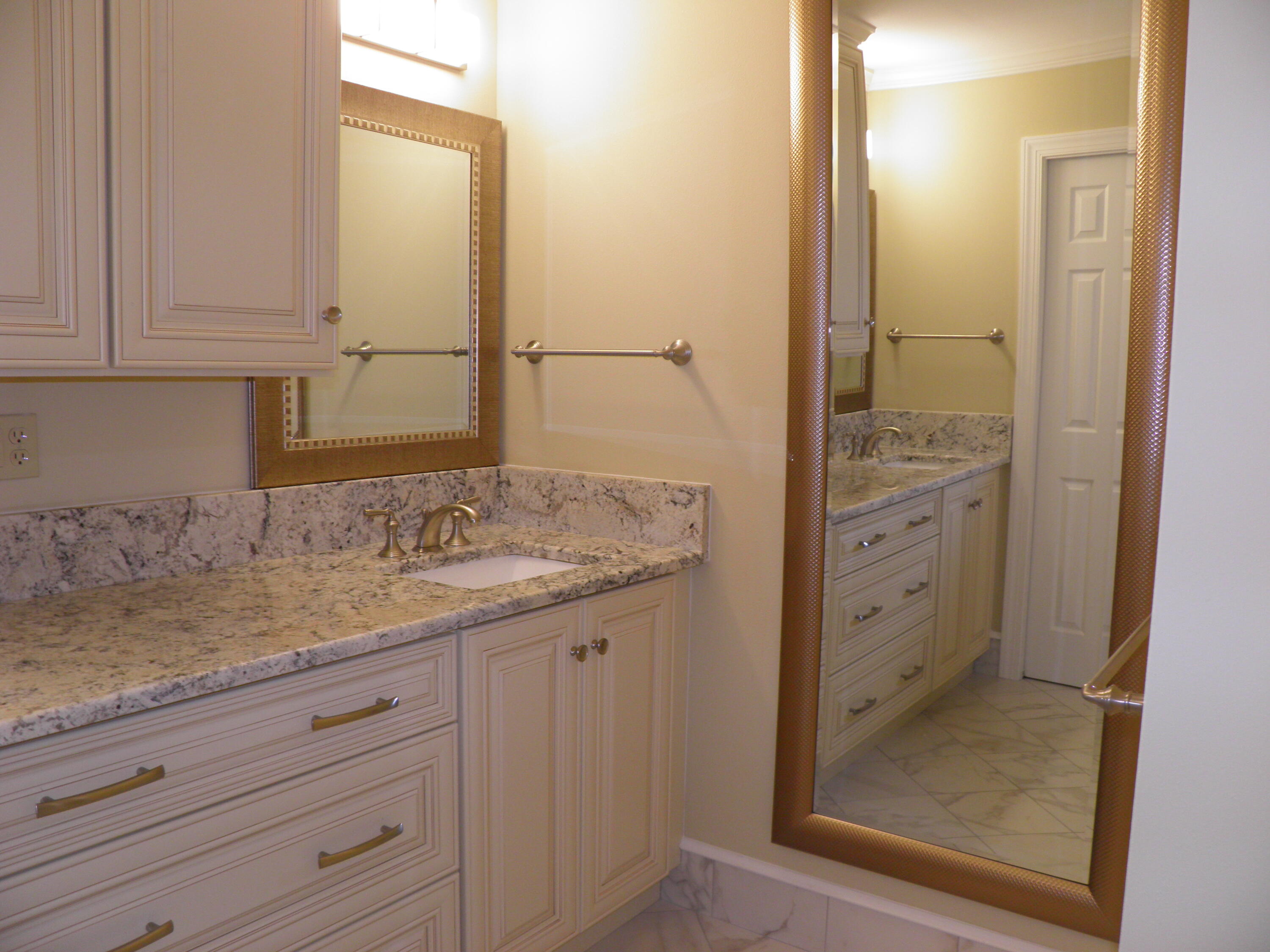 YACHT CLUB ESTATES - Residential Lease