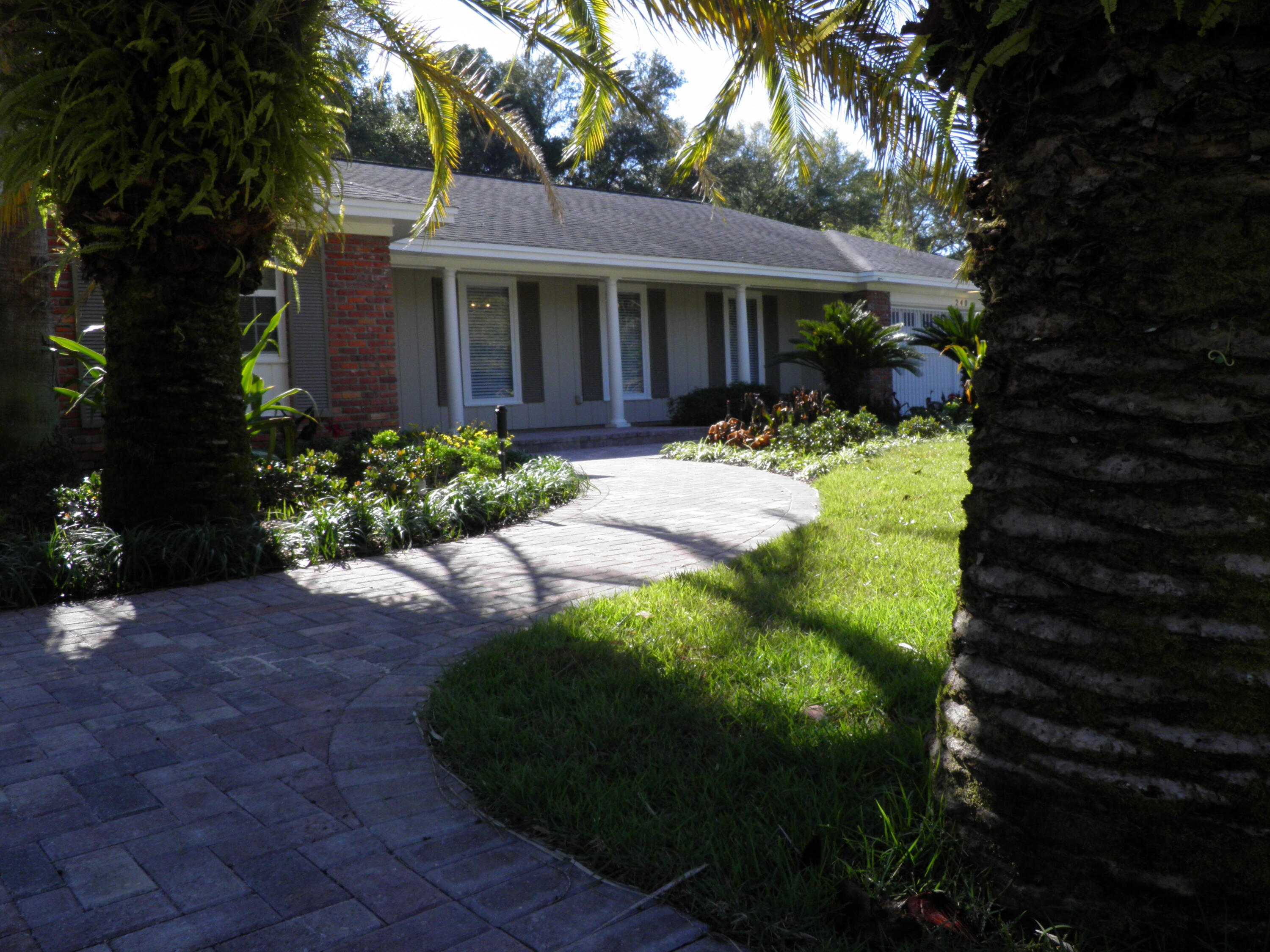 YACHT CLUB ESTATES - Residential Lease