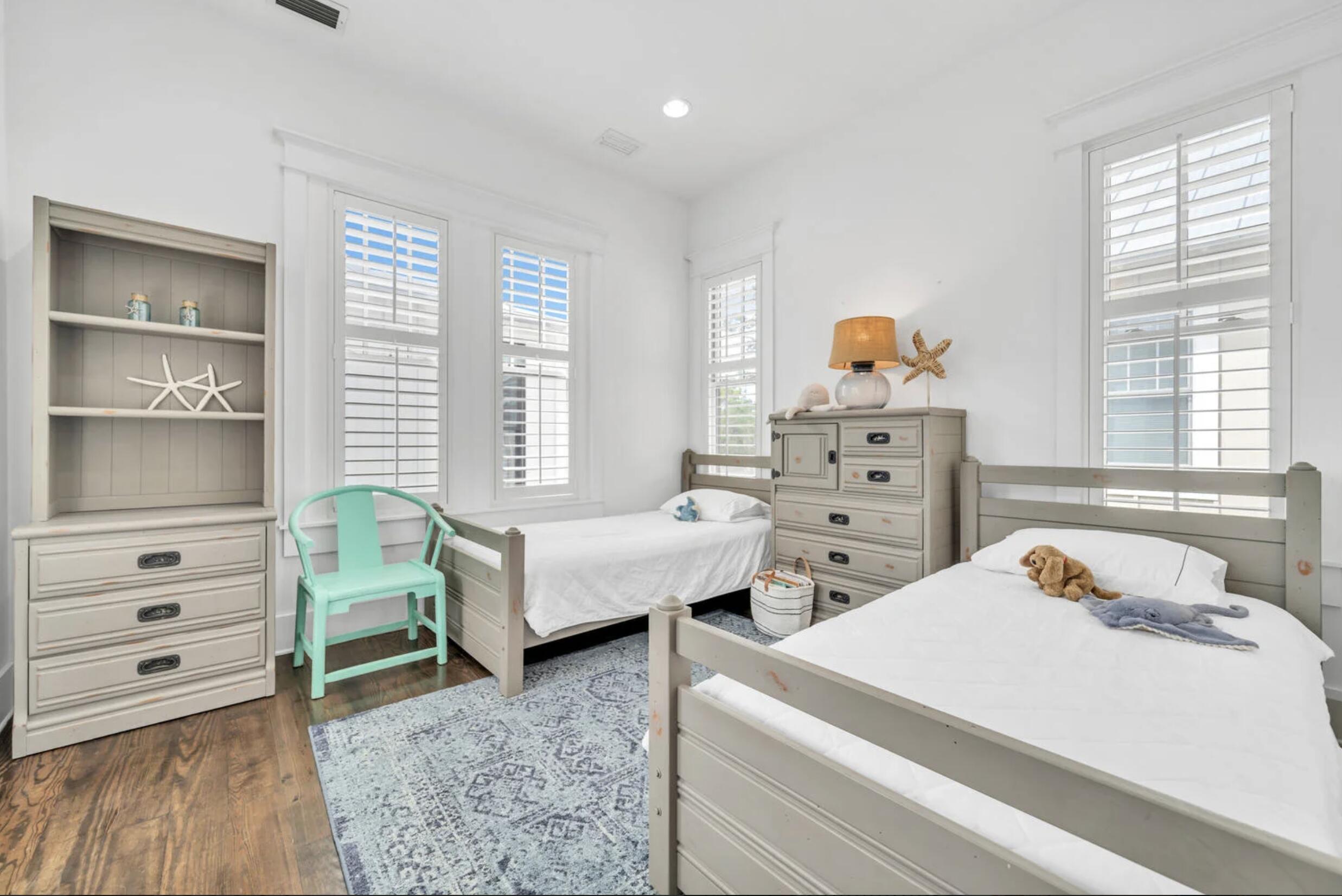 NATUREWALK AT SEAGROVE - Residential Lease