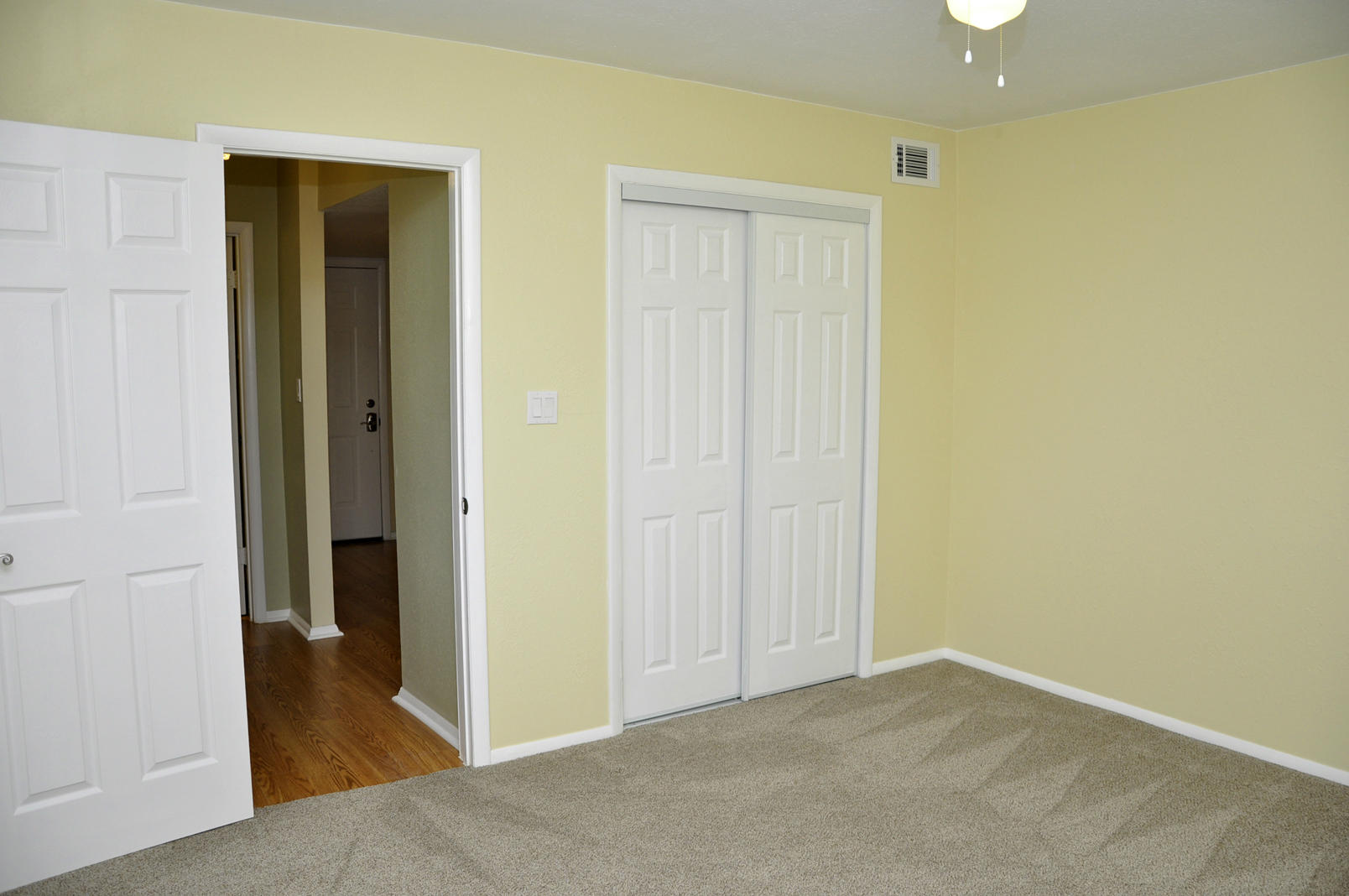 SEASCAPE CONDO GARDEN VILLA - Residential