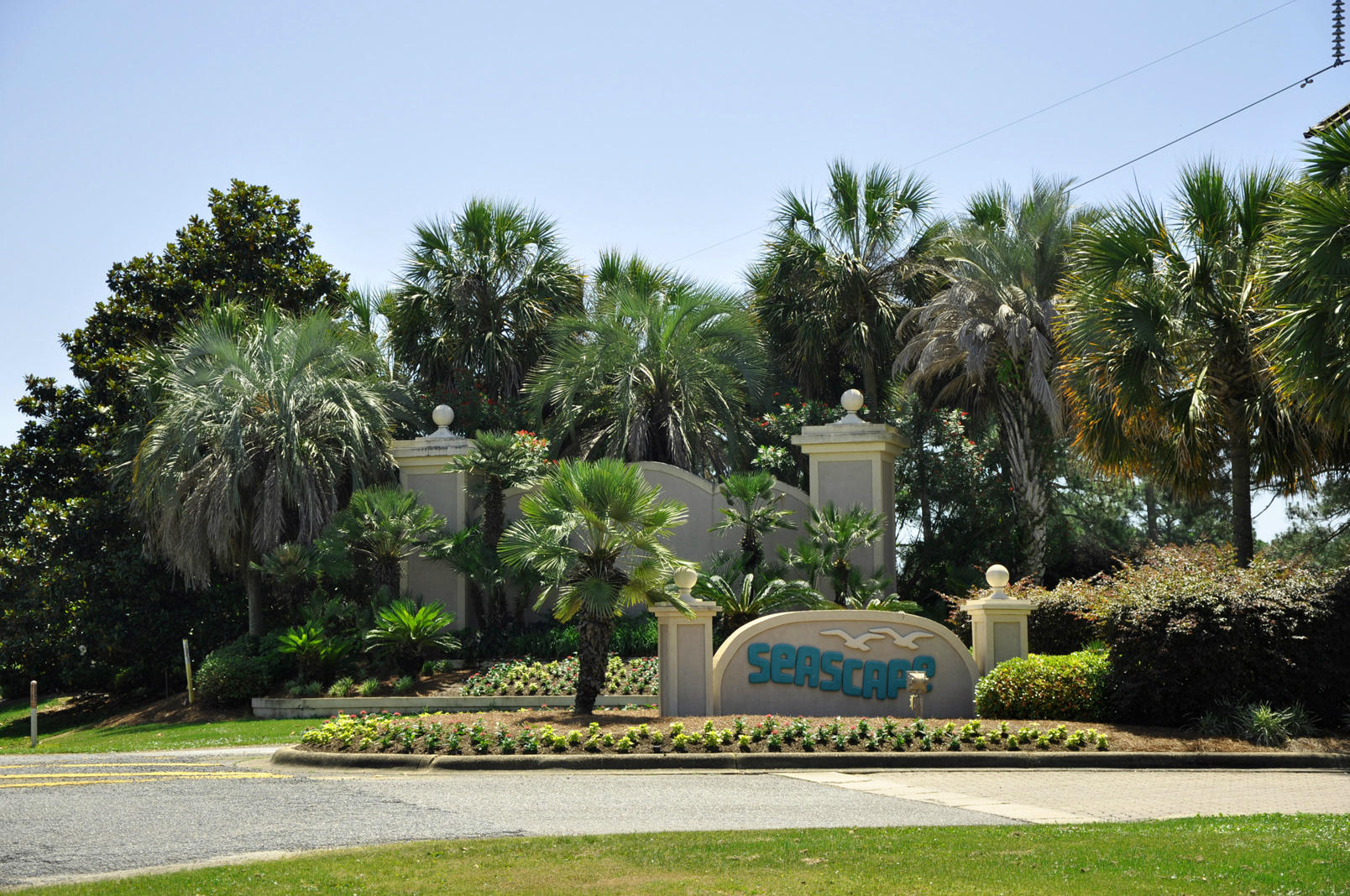 SEASCAPE CONDO GARDEN VILLA - Residential