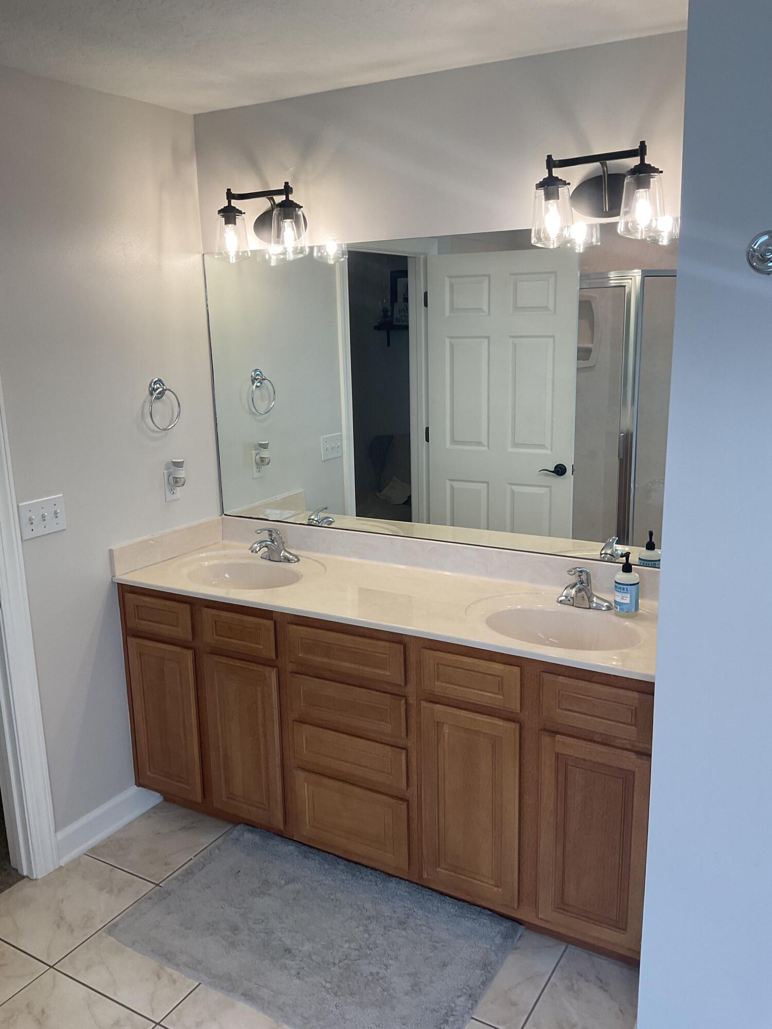 COBIA BAY - Residential Lease