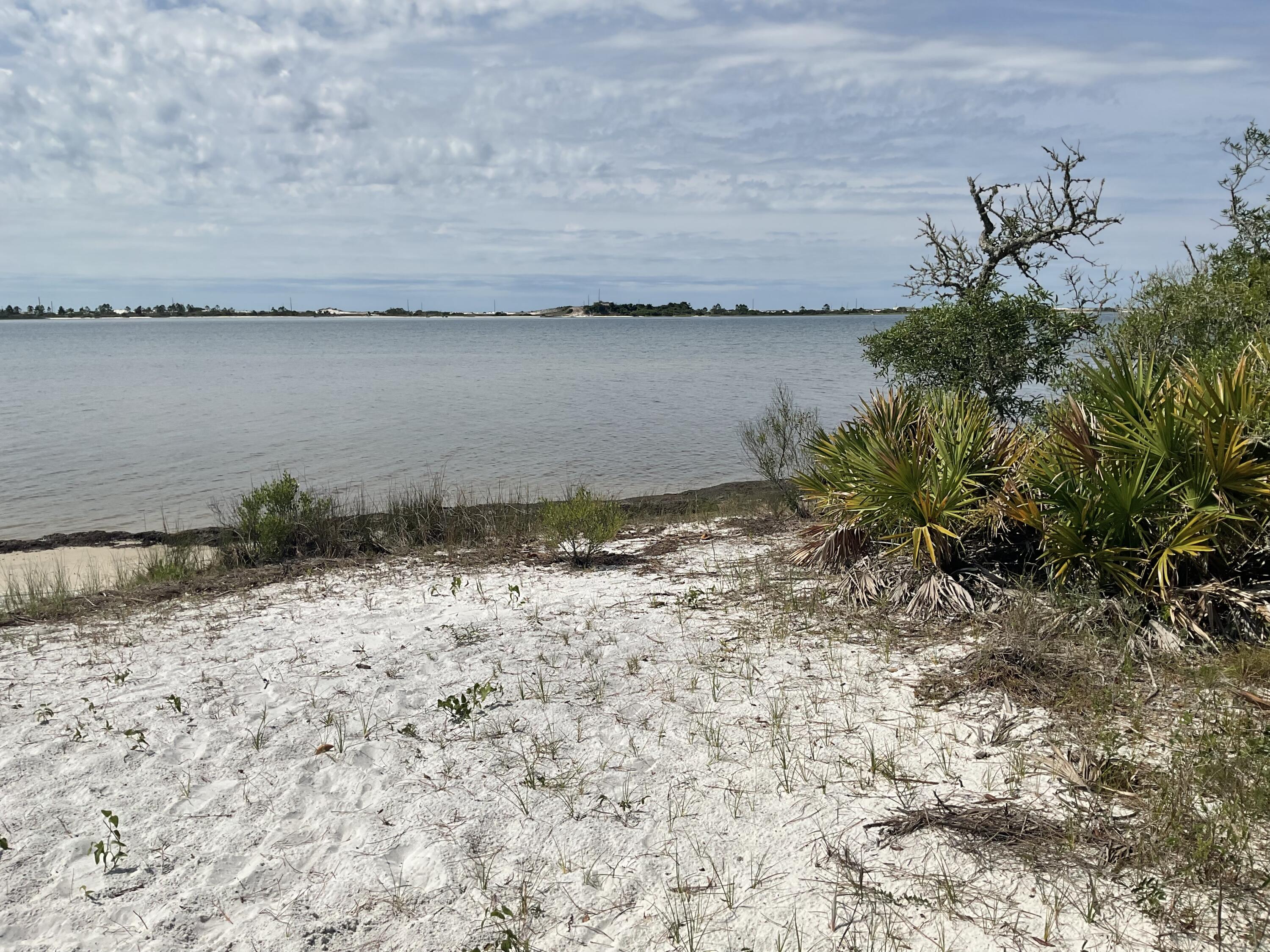 COBIA BAY - Residential Lease