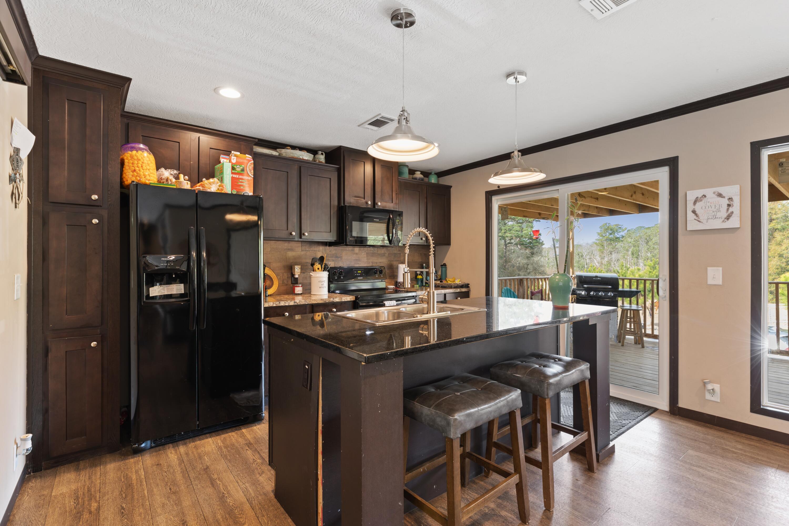 Metes and Bounds - Residential