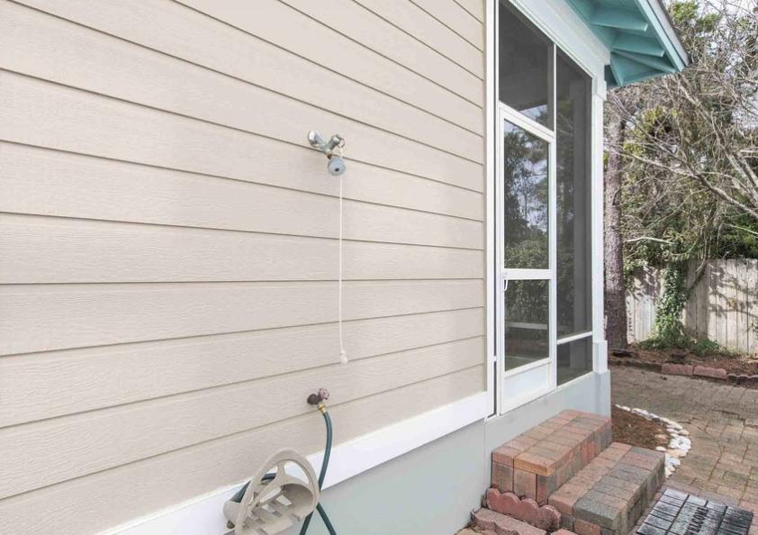 CASSINE VILLAGE - Residential