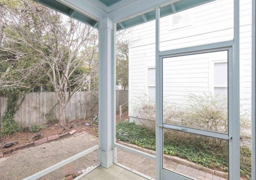 CASSINE VILLAGE - Residential