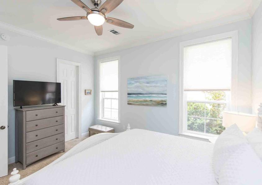 CASSINE VILLAGE - Residential