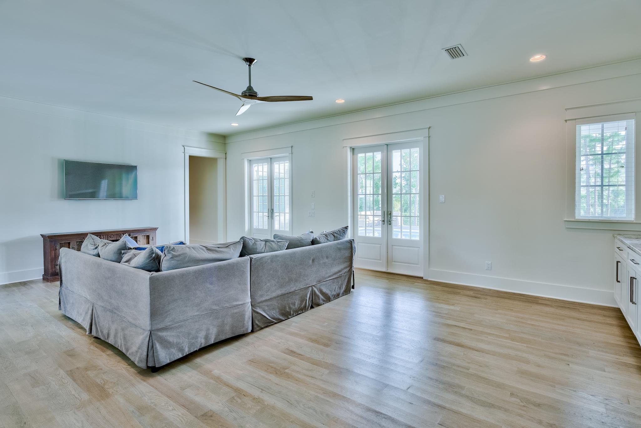 EASTERN LAKE ESTATES - Residential