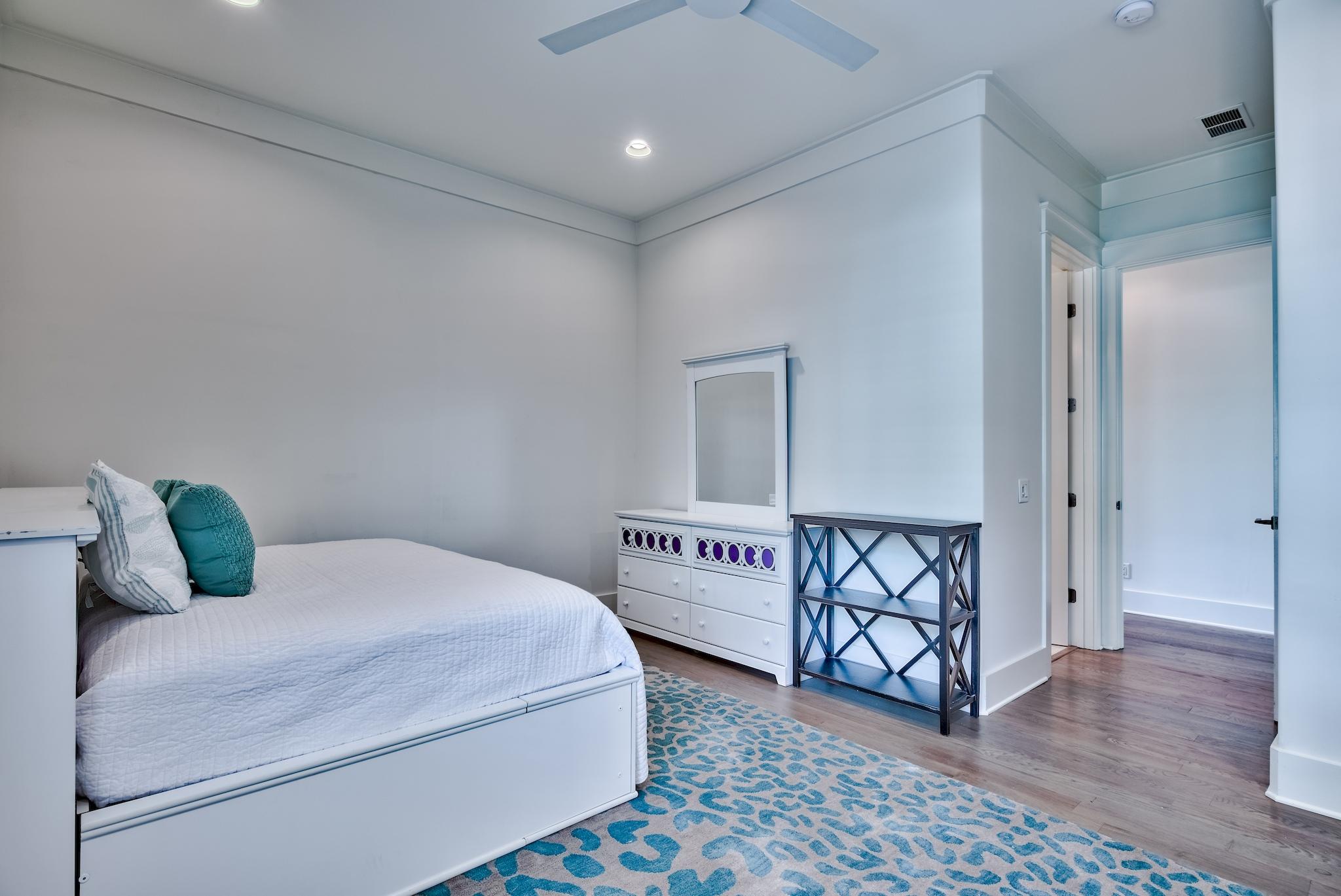 EASTERN LAKE ESTATES - Residential