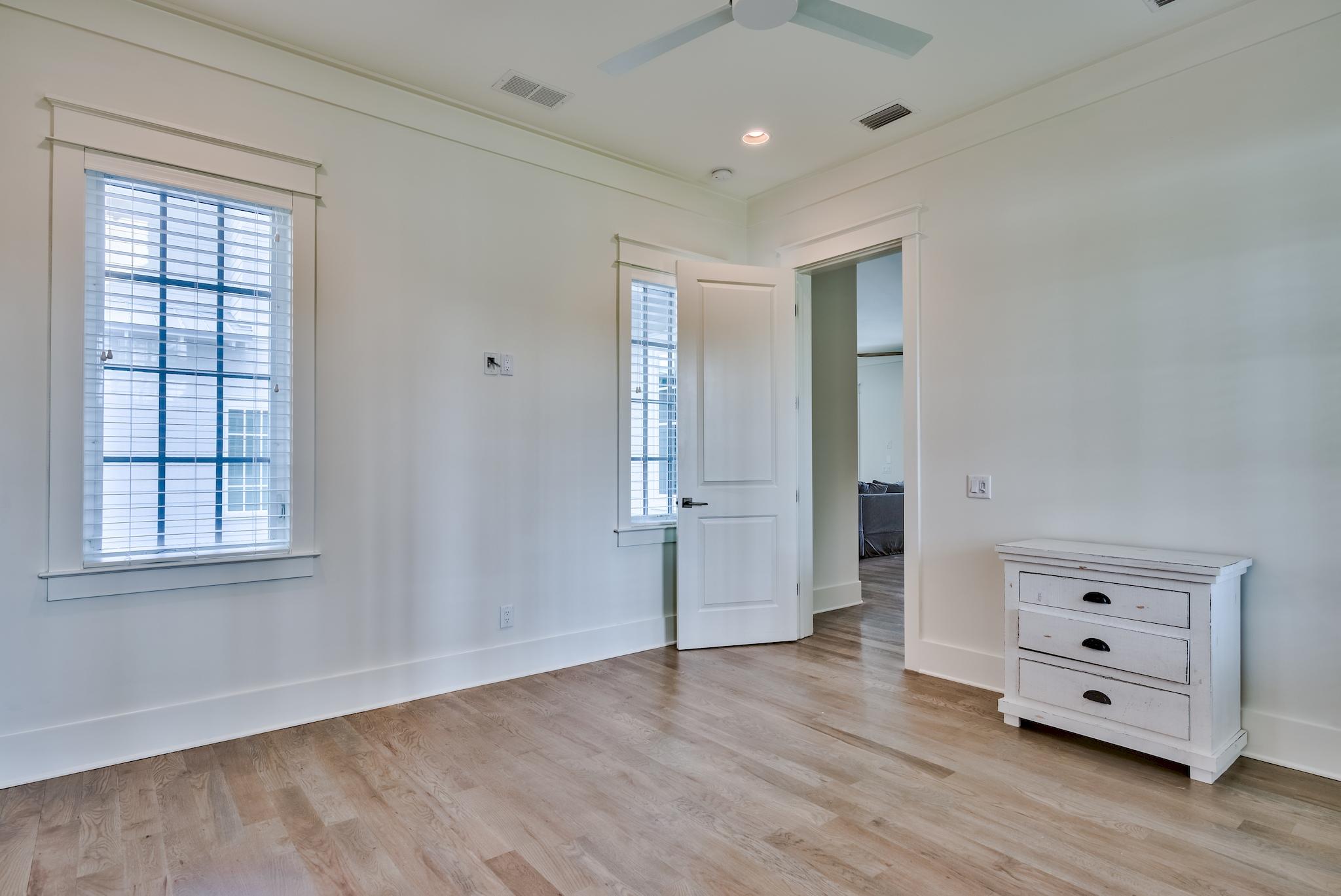 EASTERN LAKE ESTATES - Residential