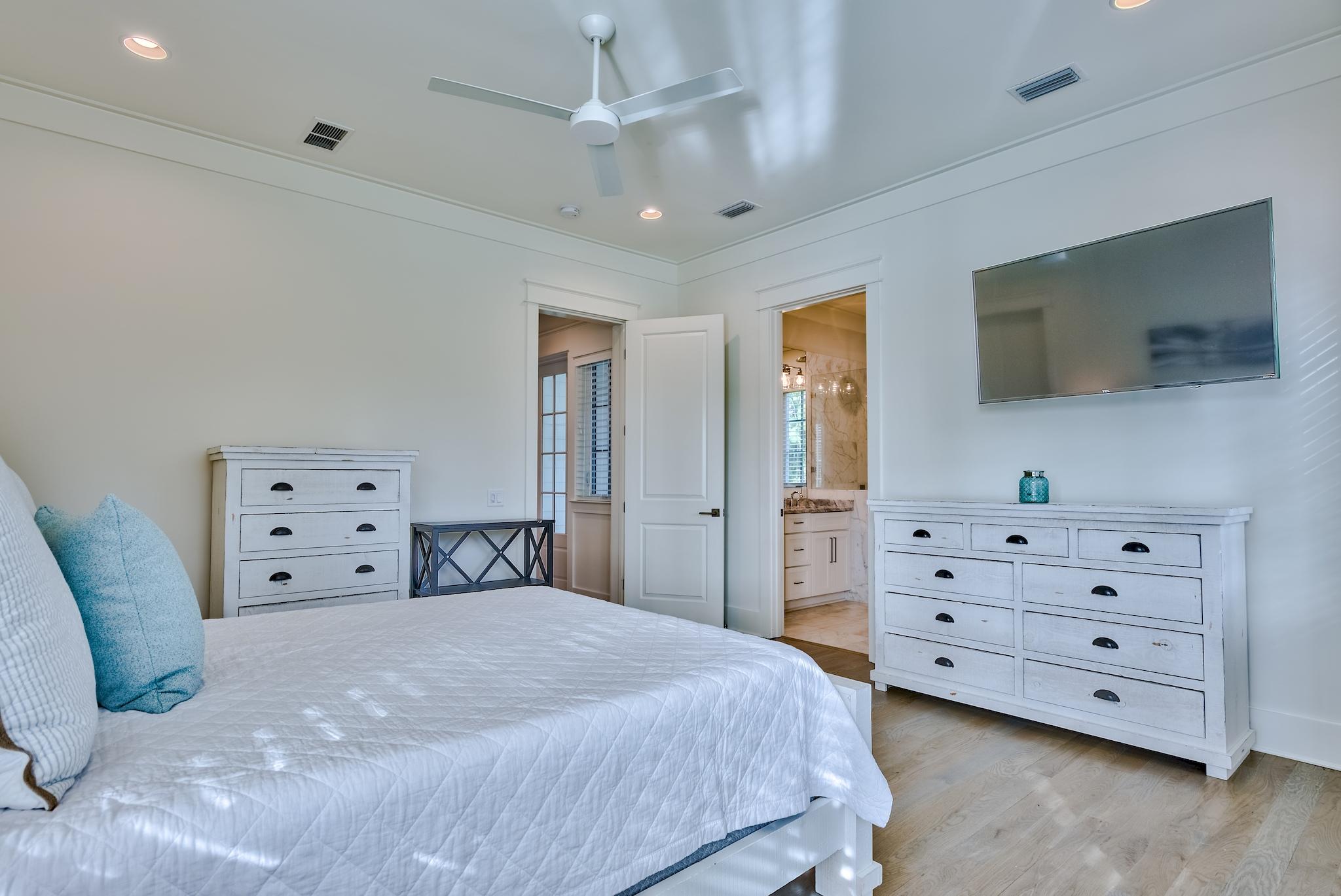 EASTERN LAKE ESTATES - Residential