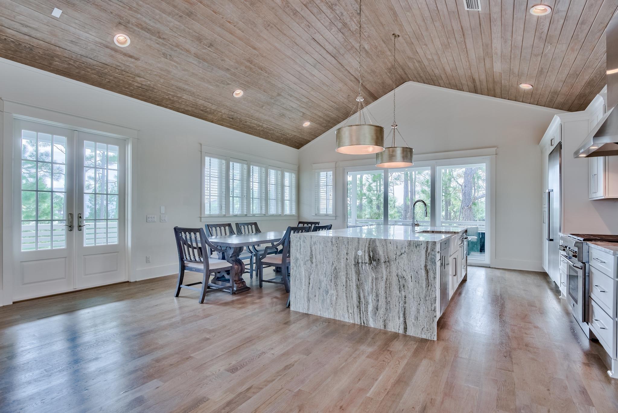 EASTERN LAKE ESTATES - Residential