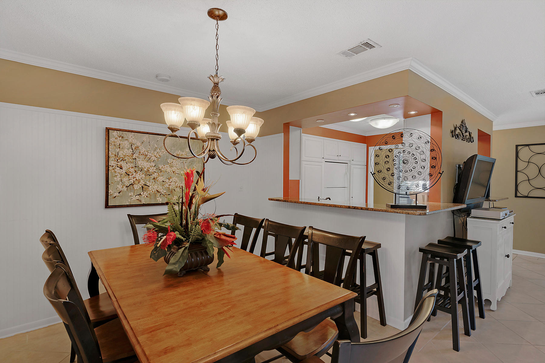 MAGNOLIA VILLAGE CONDO - Residential