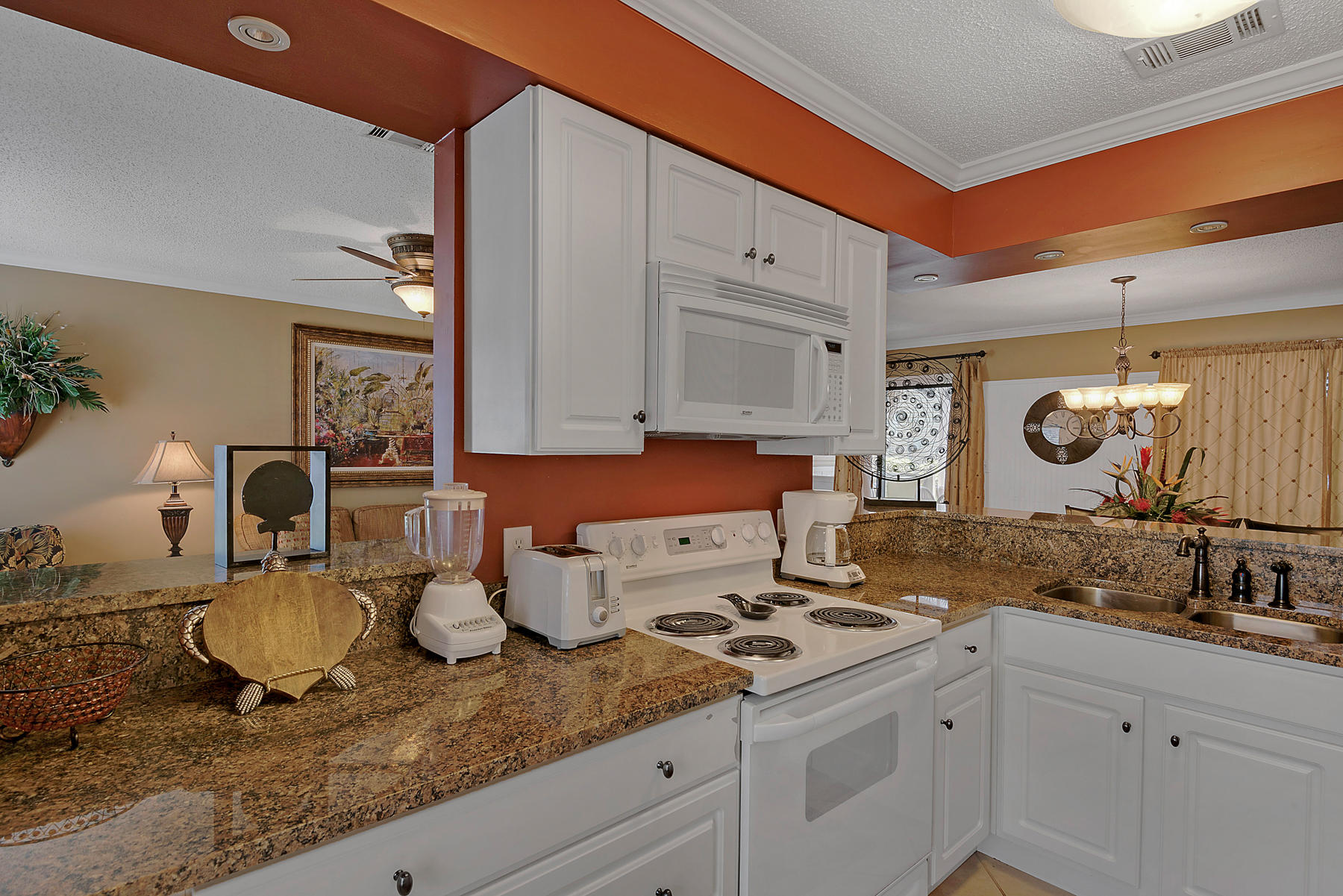 MAGNOLIA VILLAGE CONDO - Residential