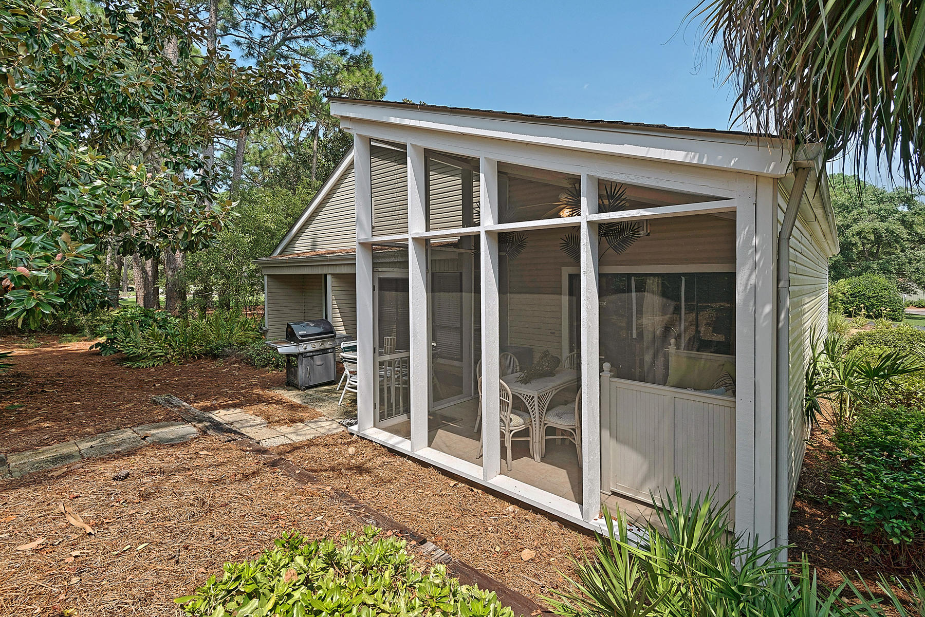 MAGNOLIA VILLAGE CONDO - Residential