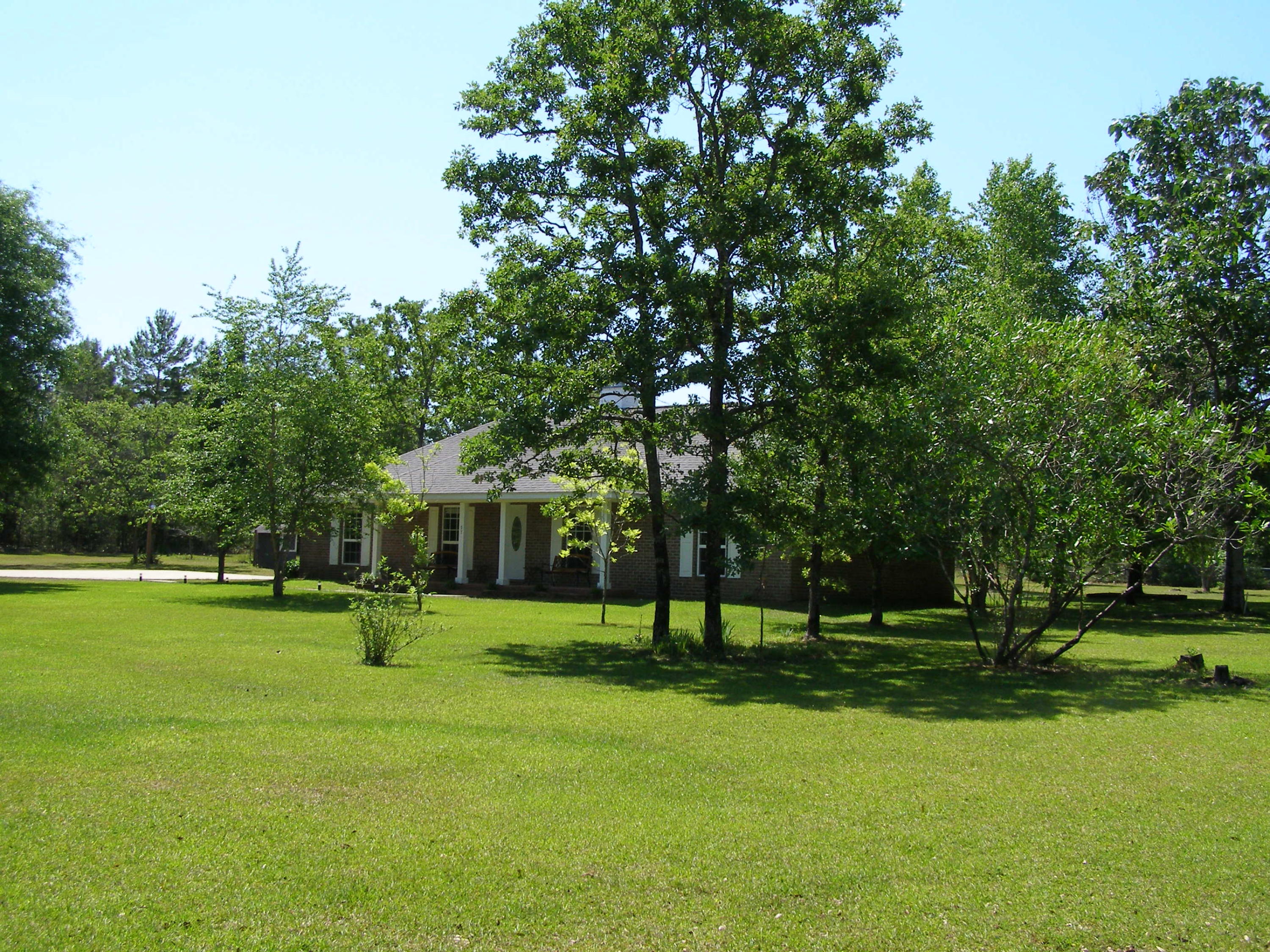 FOUR LAKES - Residential