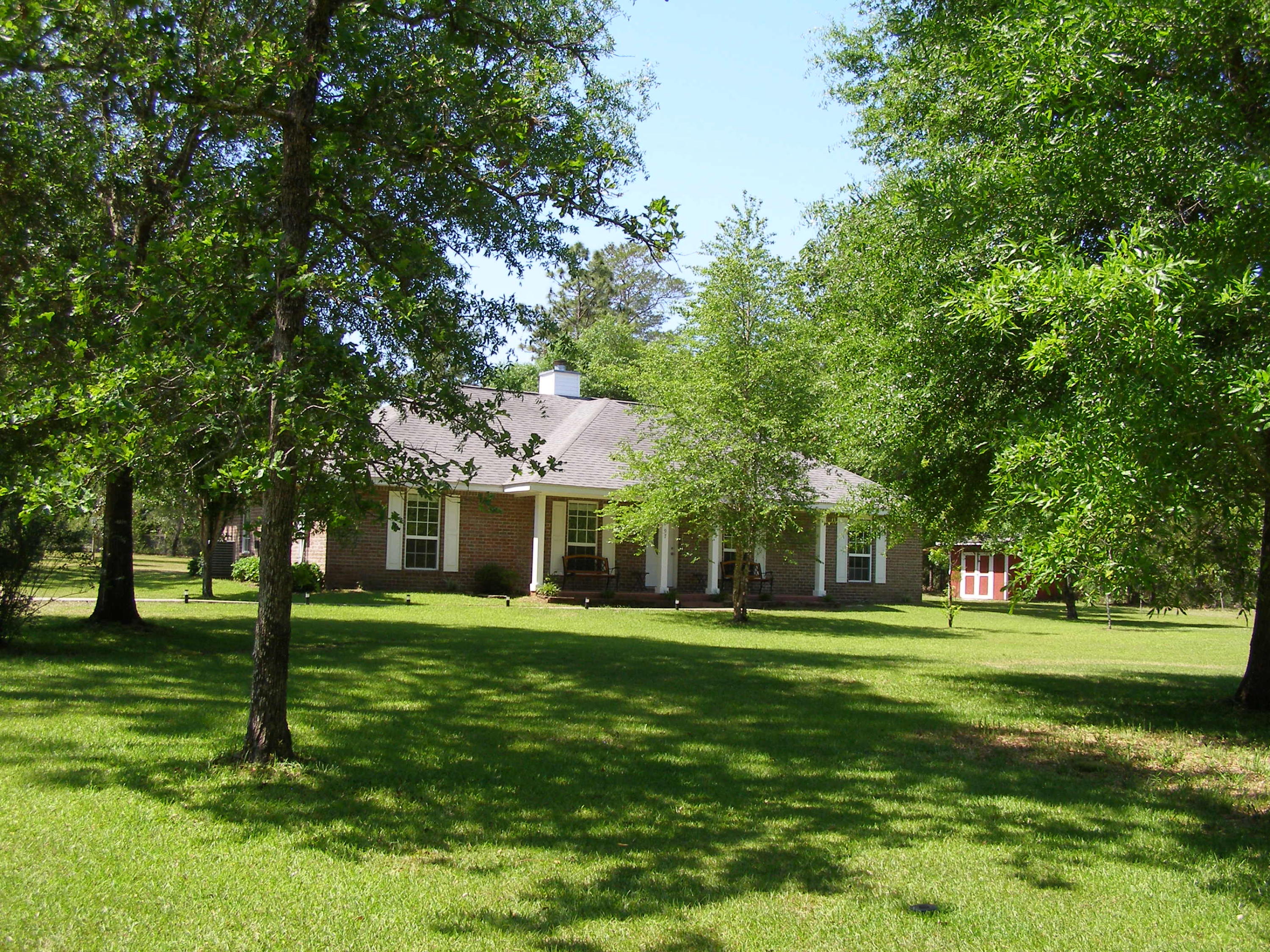 FOUR LAKES - Residential