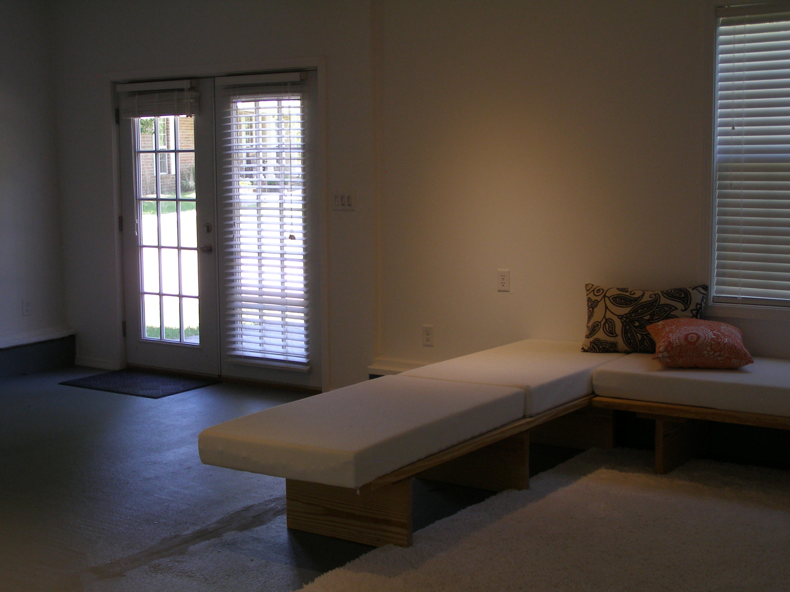 FOUR LAKES - Residential