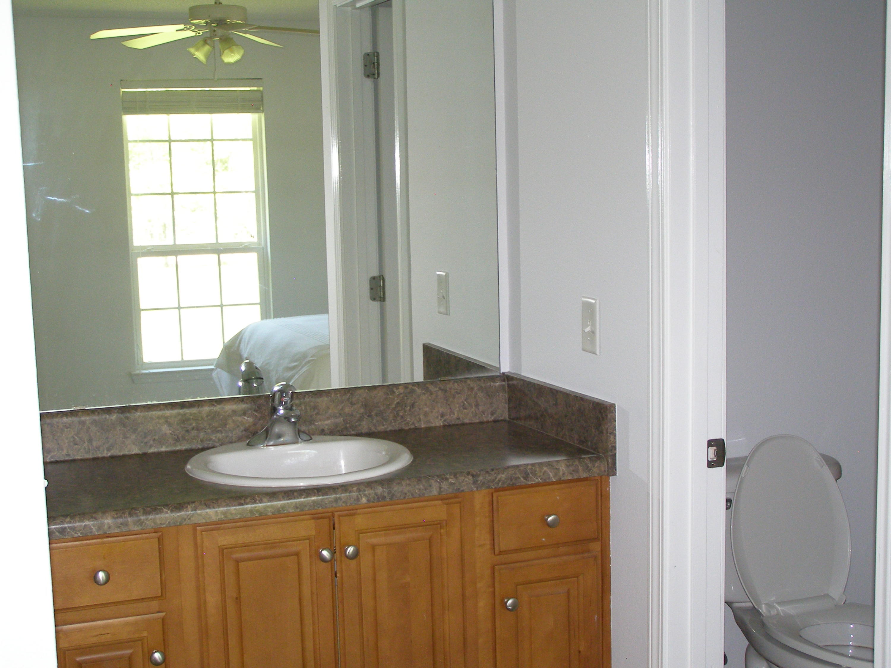 FOUR LAKES - Residential