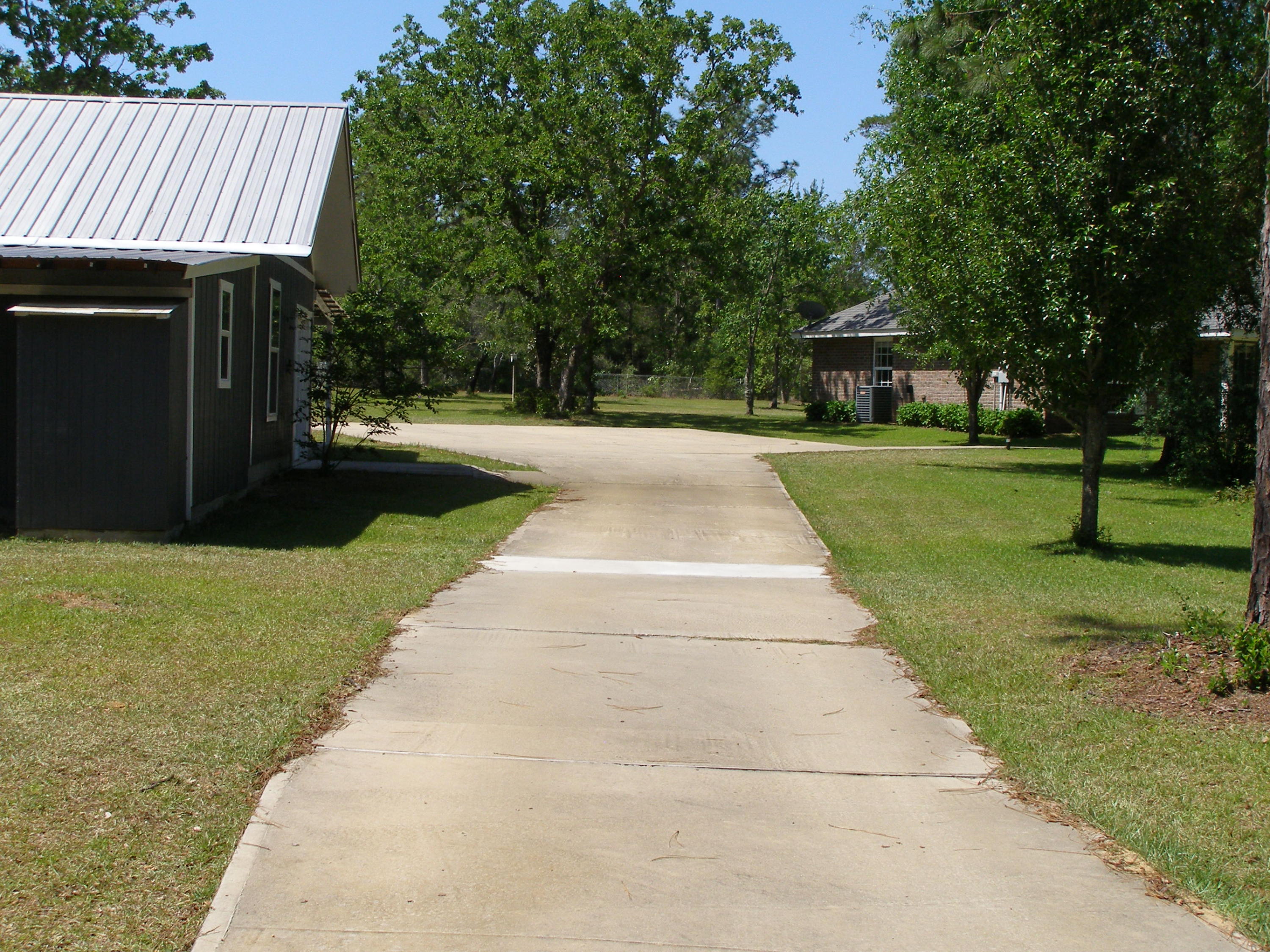 FOUR LAKES - Residential