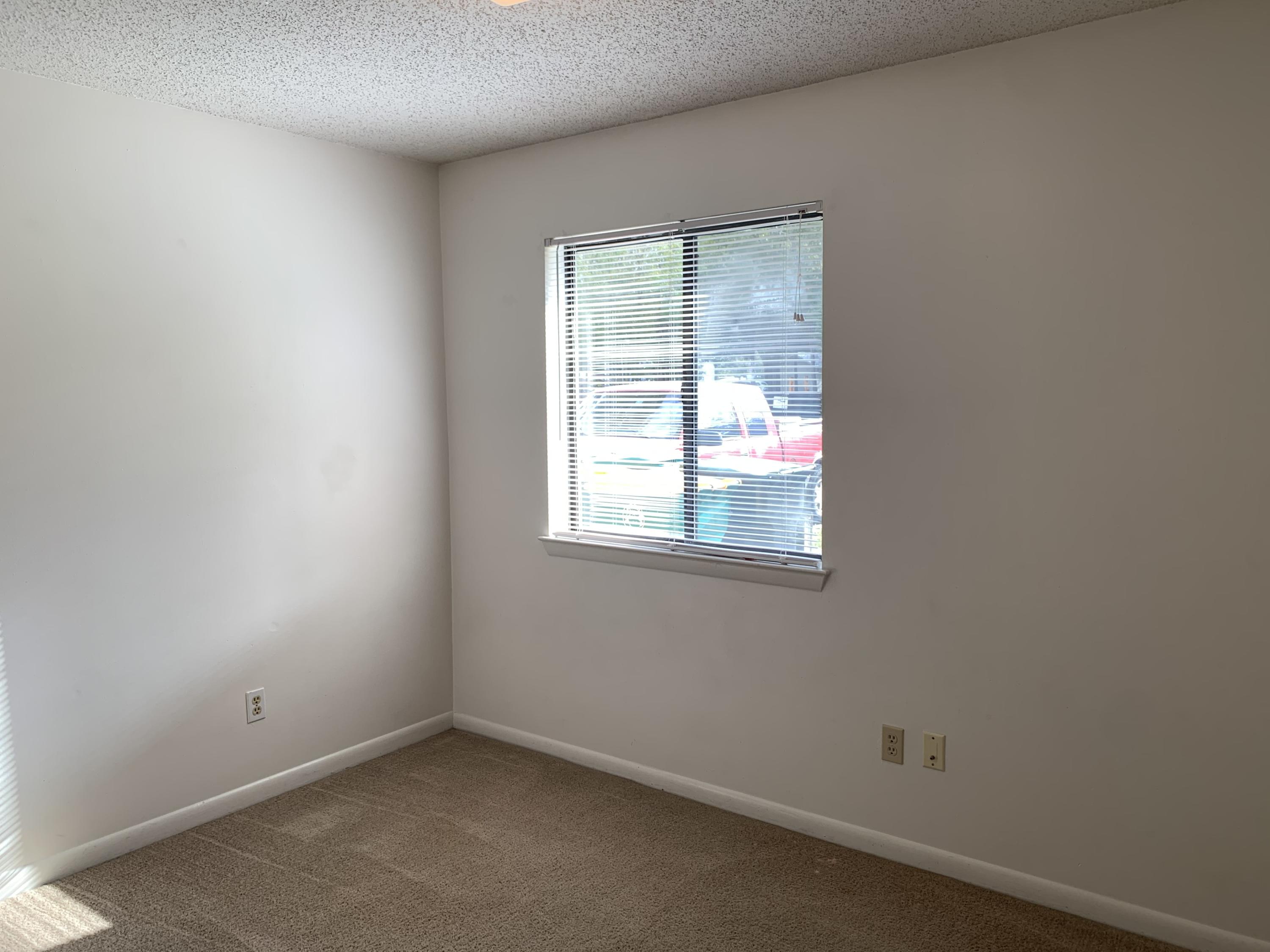 UNRECORDED SUBDIVISION - Residential Lease