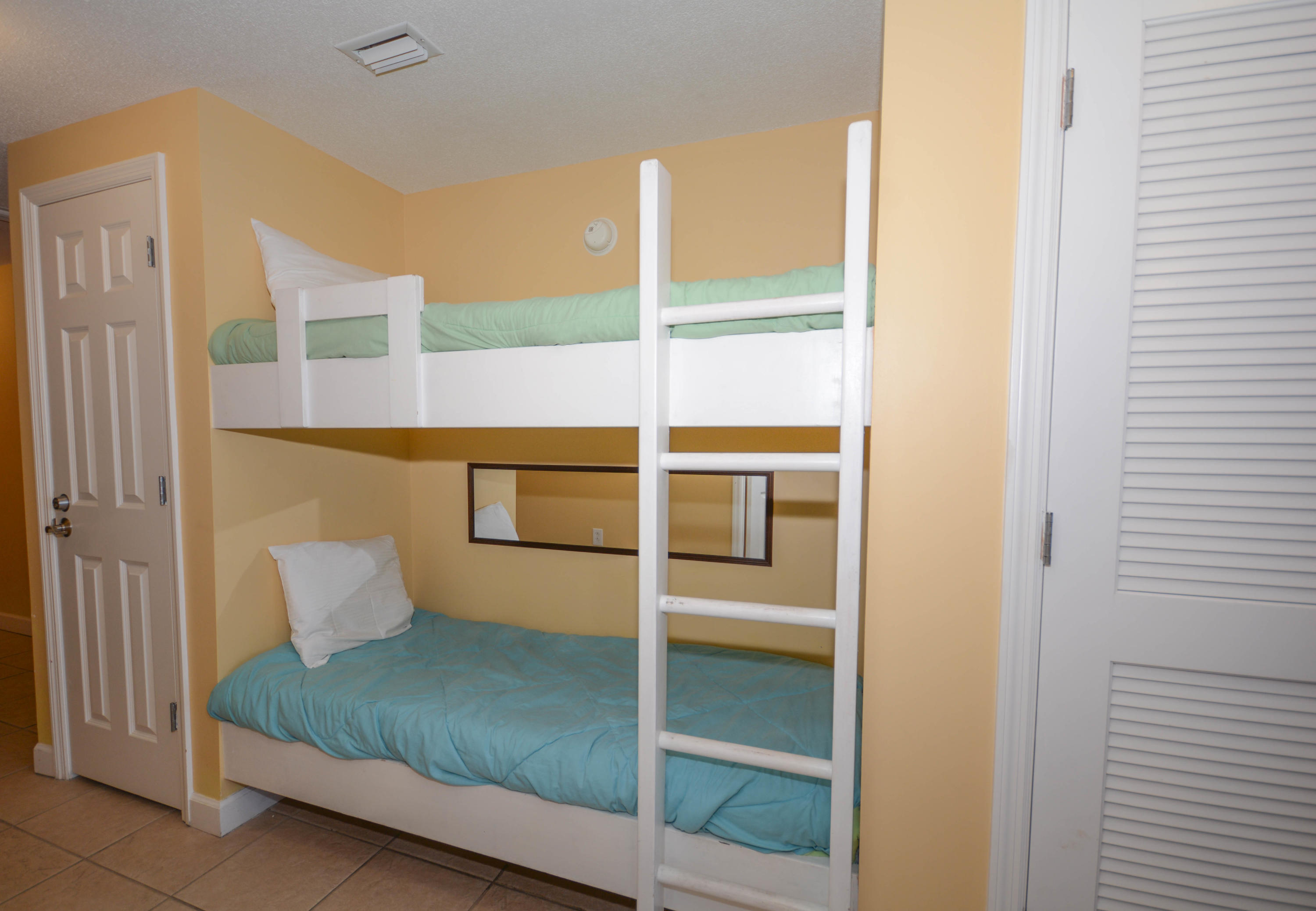 SEYCHELLES RESORT CONDO - Residential