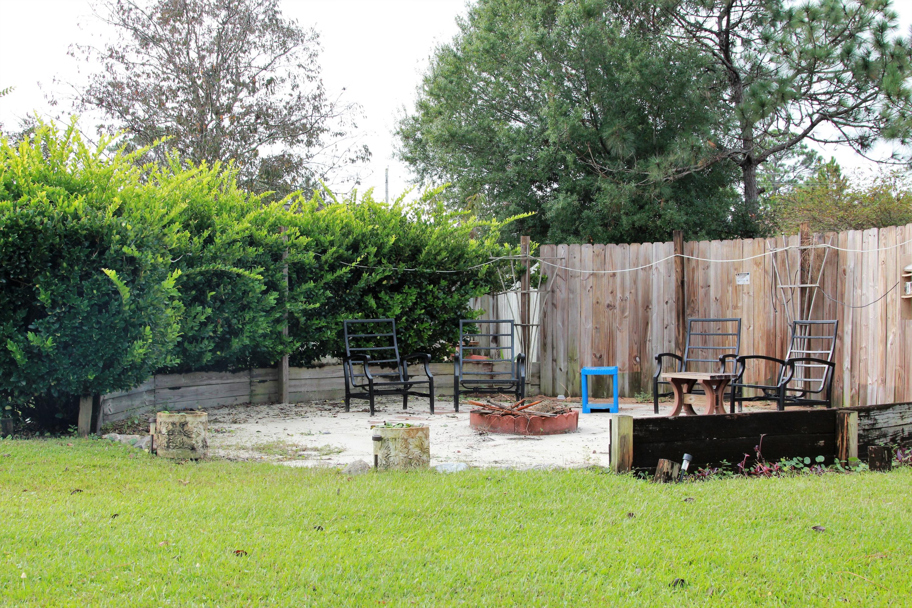 ROSS CROSSING - Residential