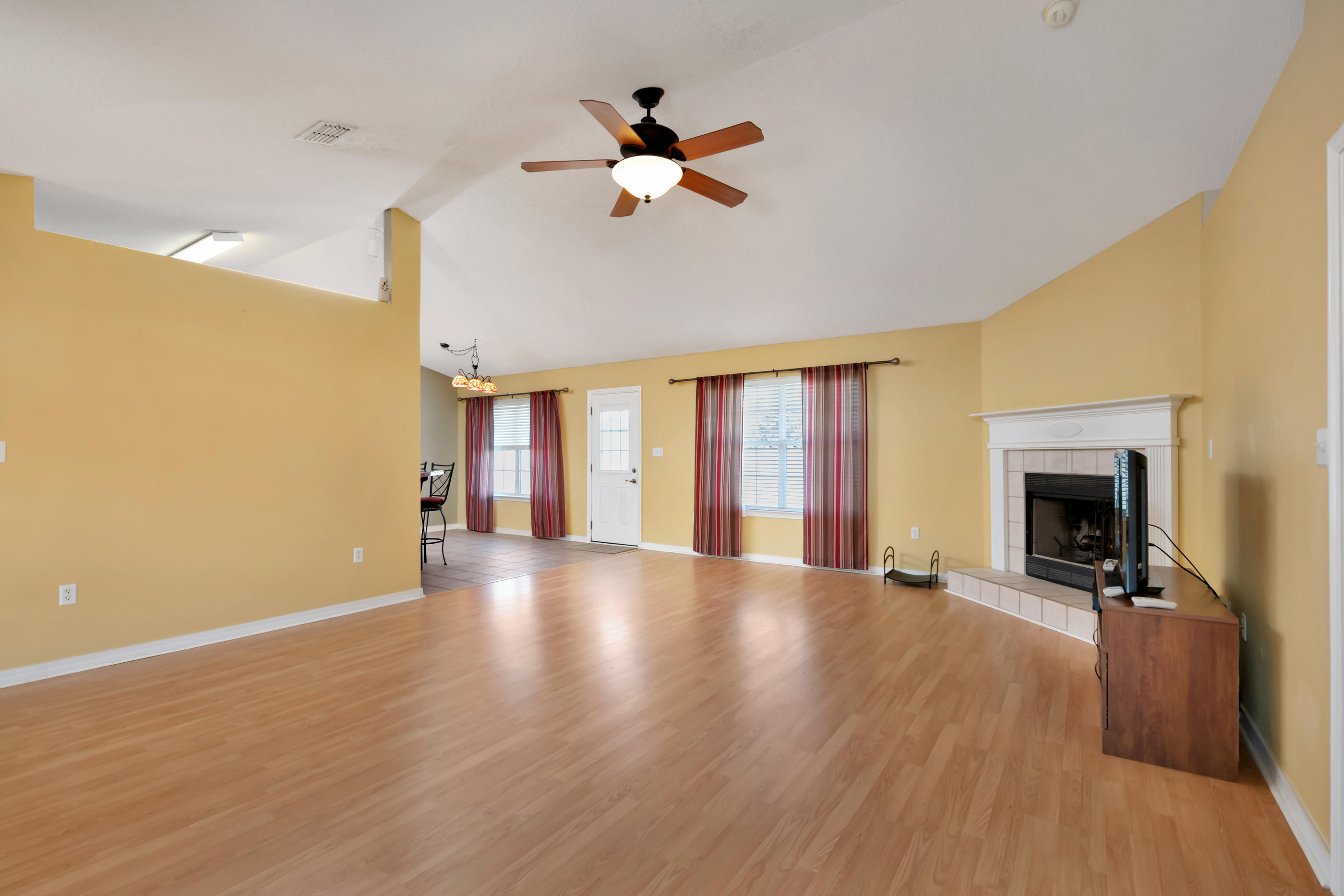 CREETWOODS - Residential