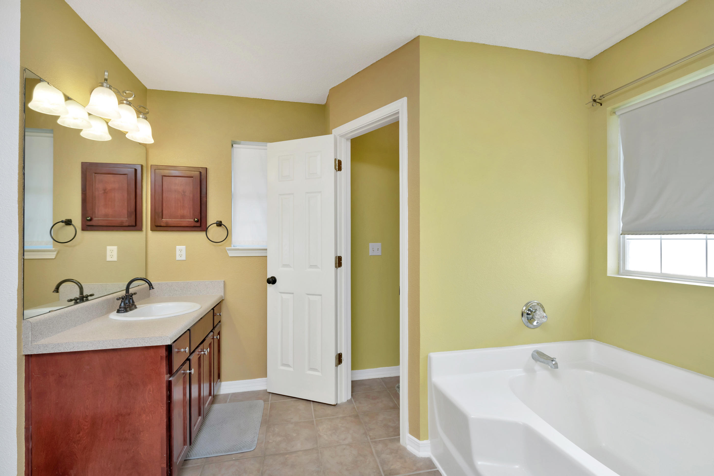 CREETWOODS - Residential