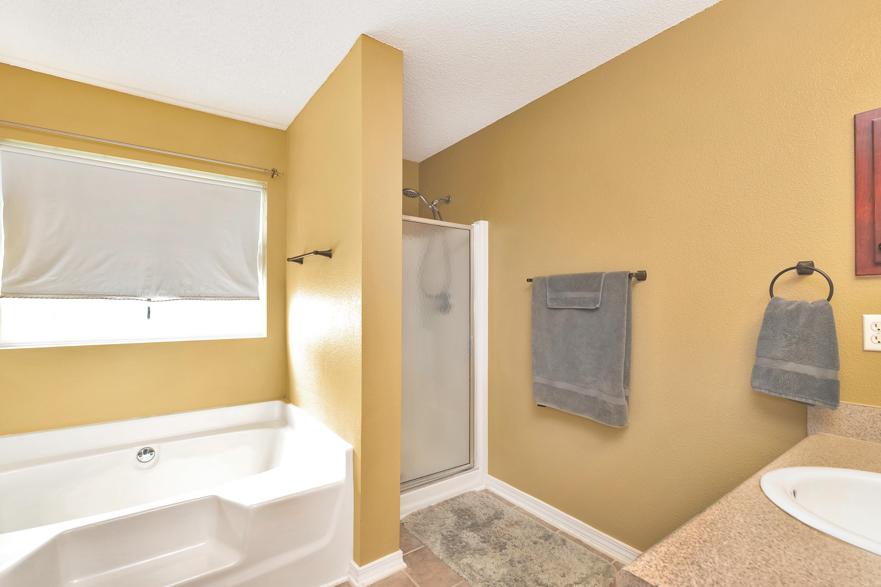 CREETWOODS - Residential