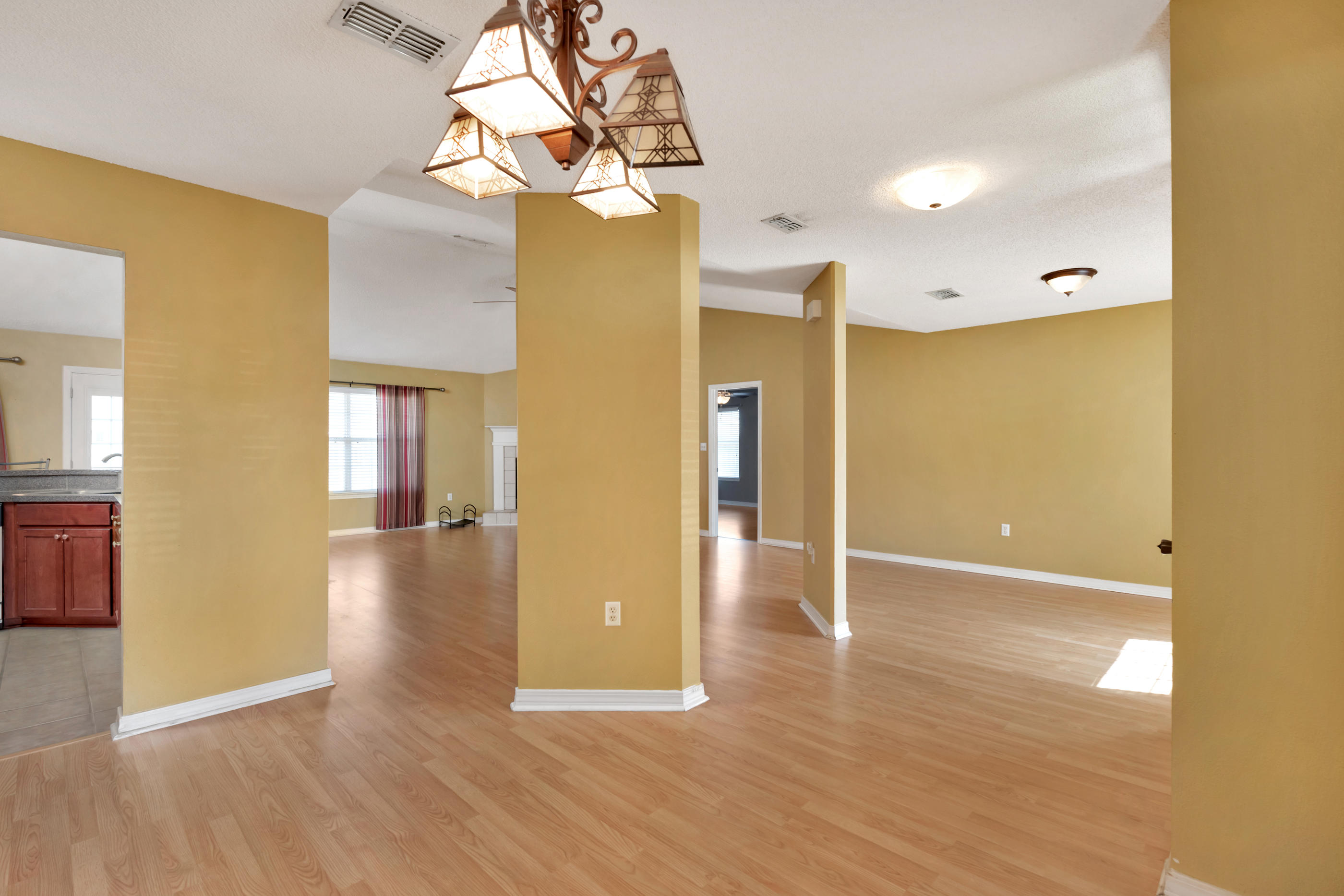 CREETWOODS - Residential