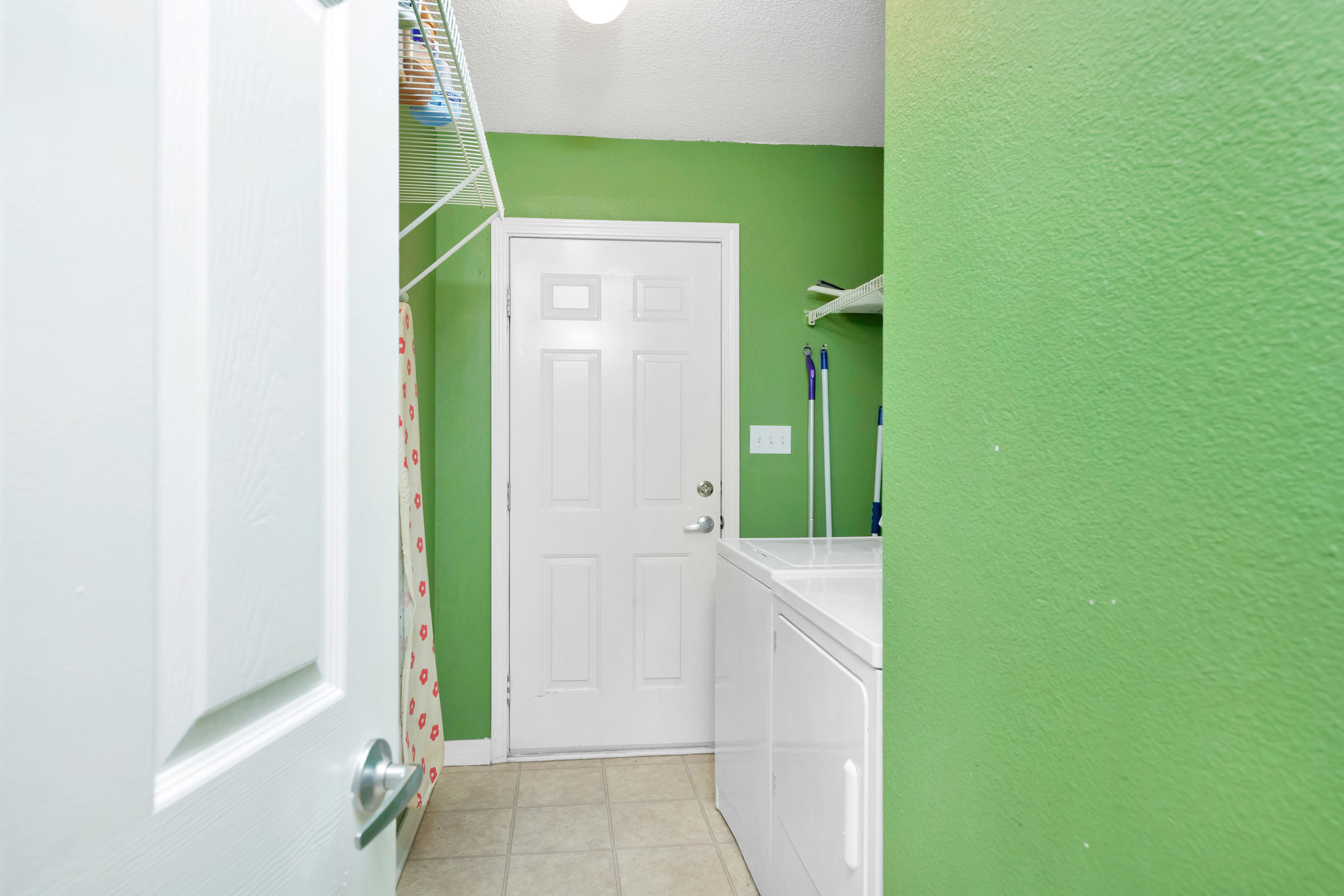 CREETWOODS - Residential