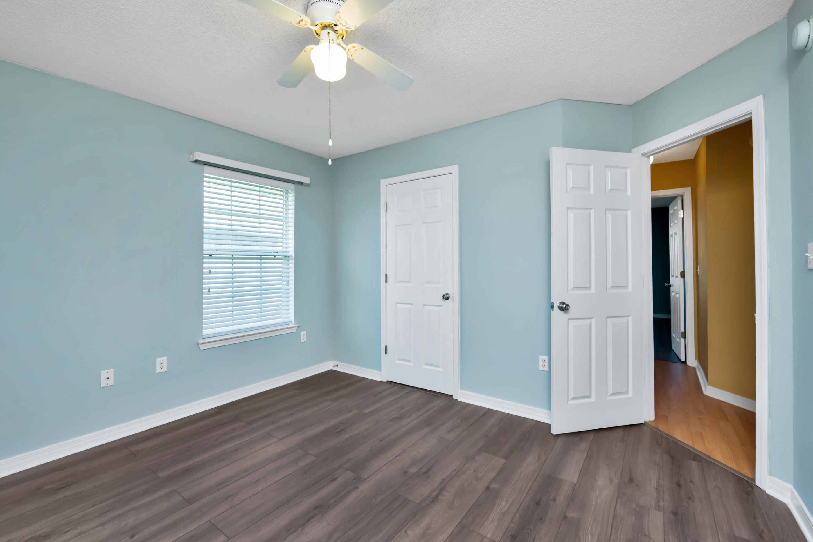 CREETWOODS - Residential