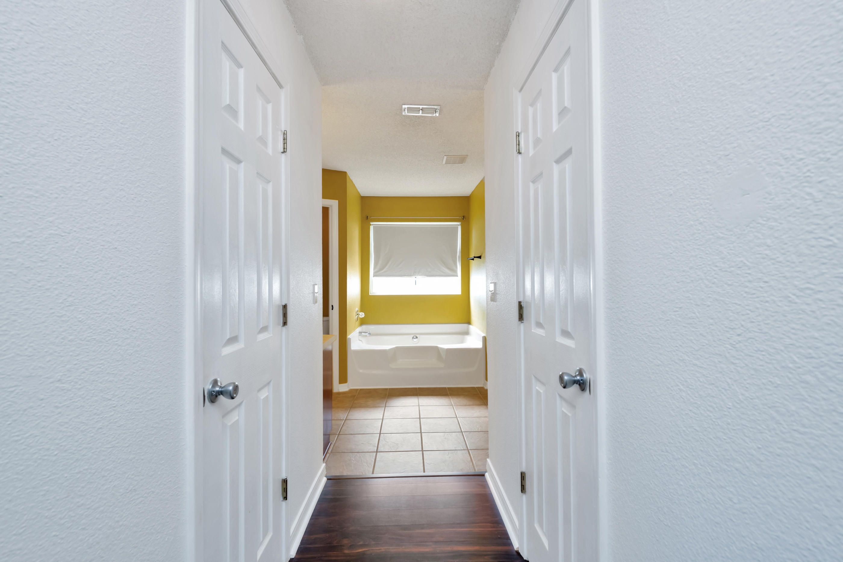 CREETWOODS - Residential