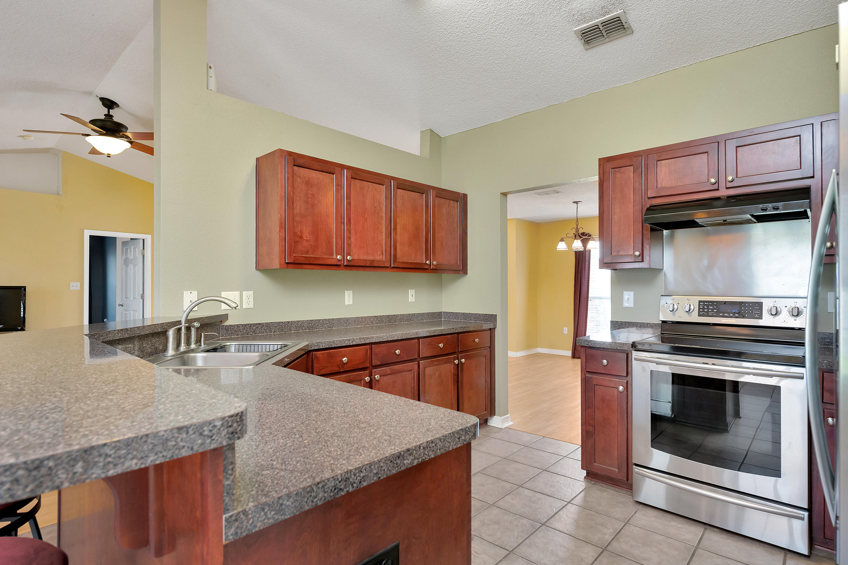 CREETWOODS - Residential