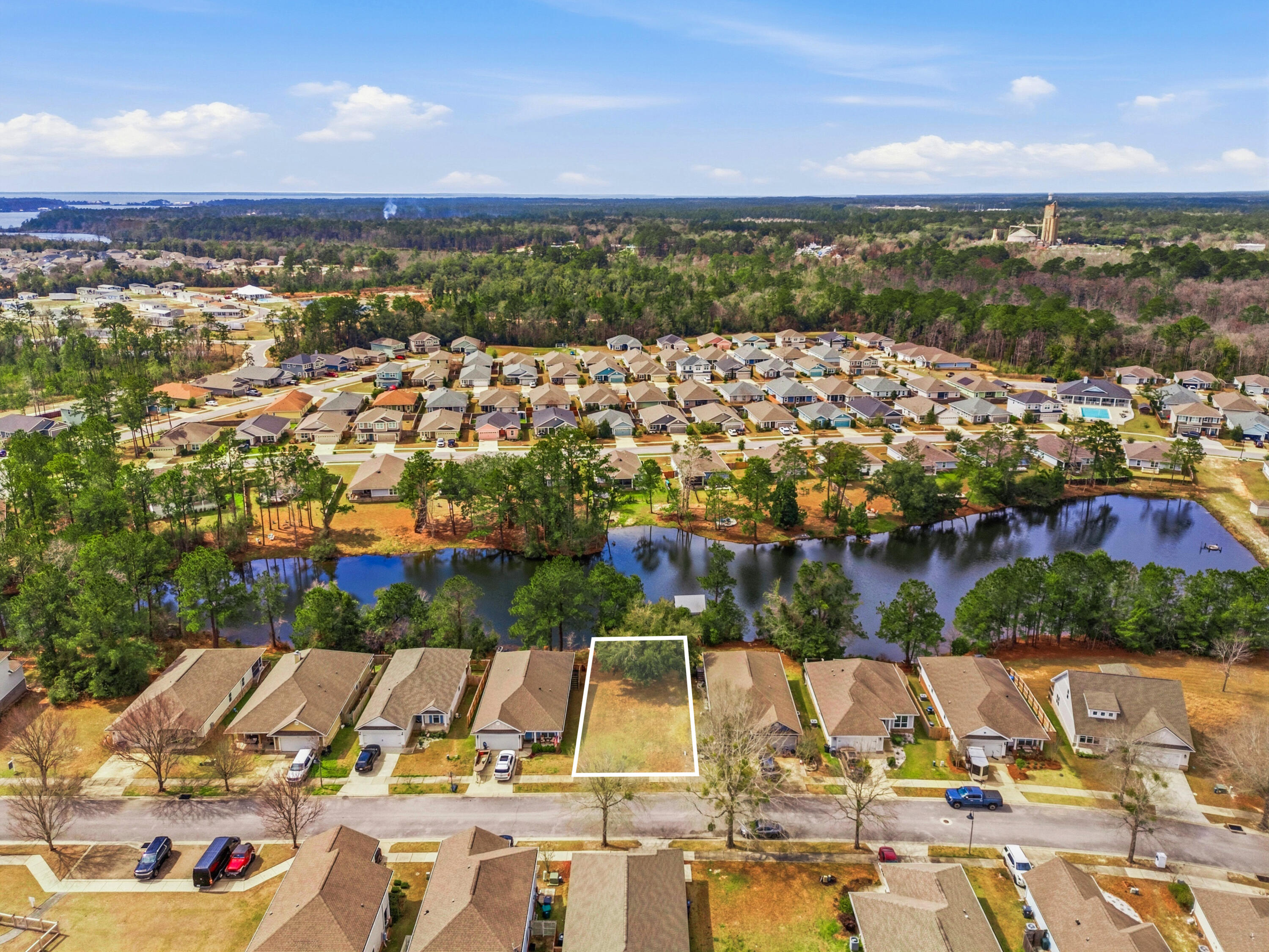 LAGRANGE LANDING - Land