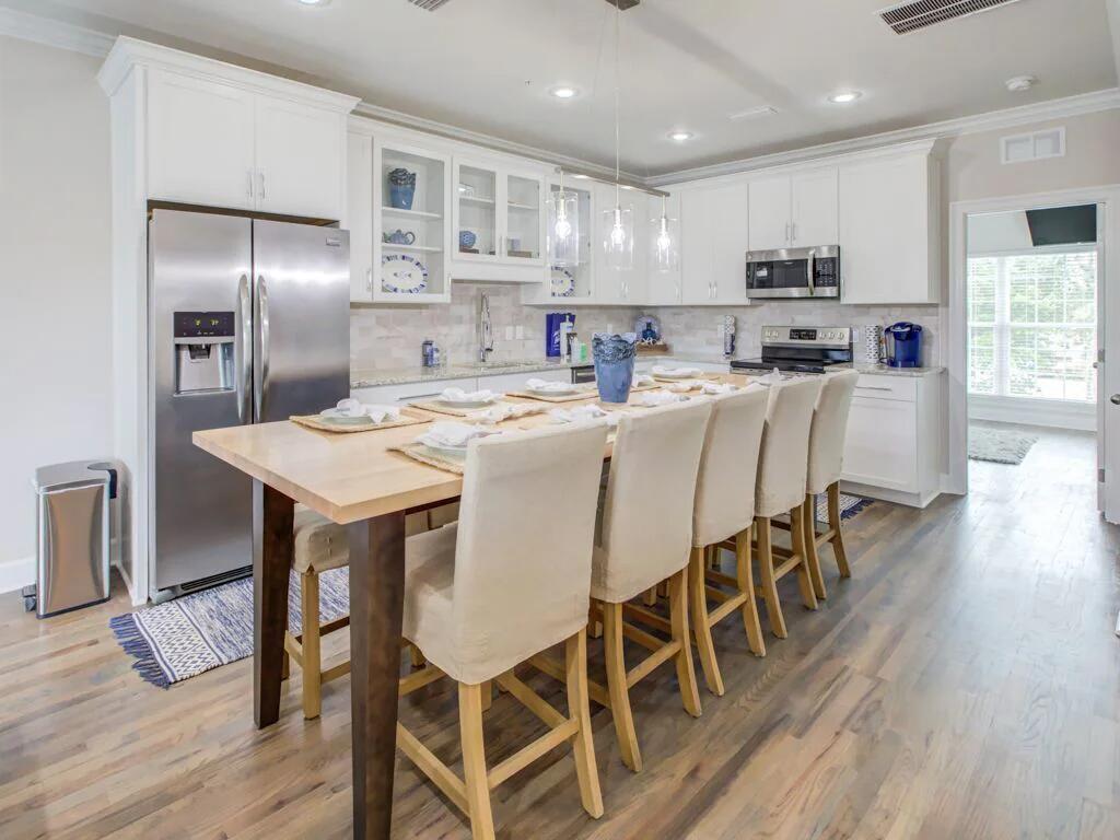 DRIFTWOOD DRIVE TOWNHOMES - Residential