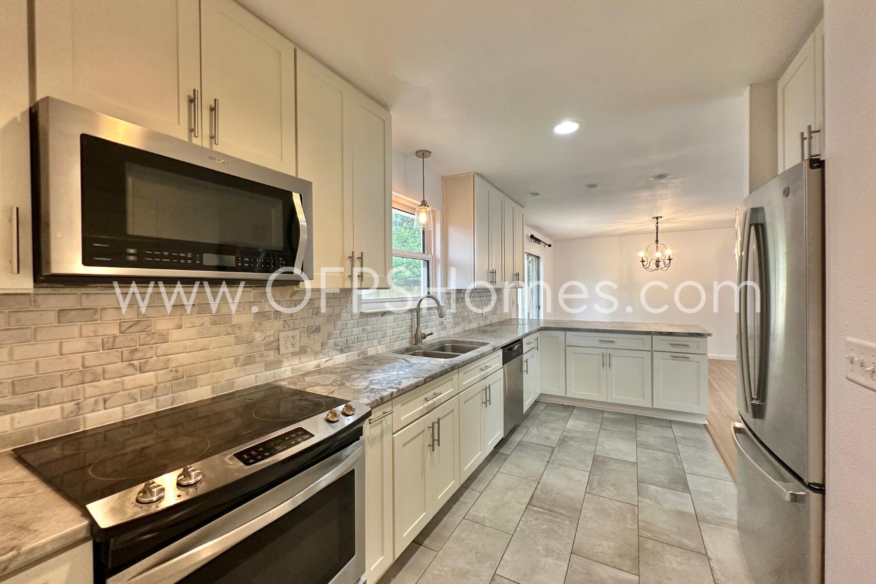 NICEVILLE PINES - Residential Lease