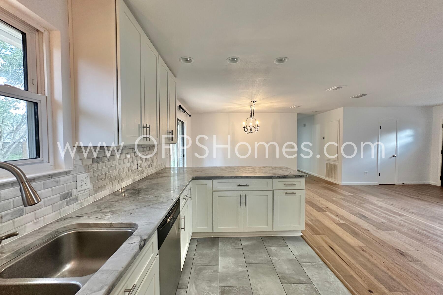 NICEVILLE PINES - Residential Lease