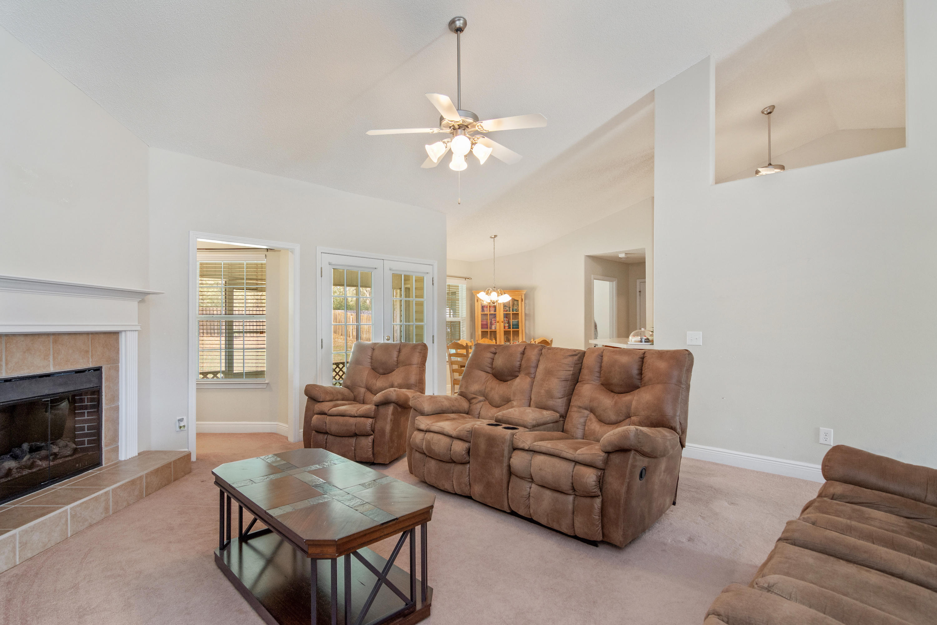 LEE FARM - Residential