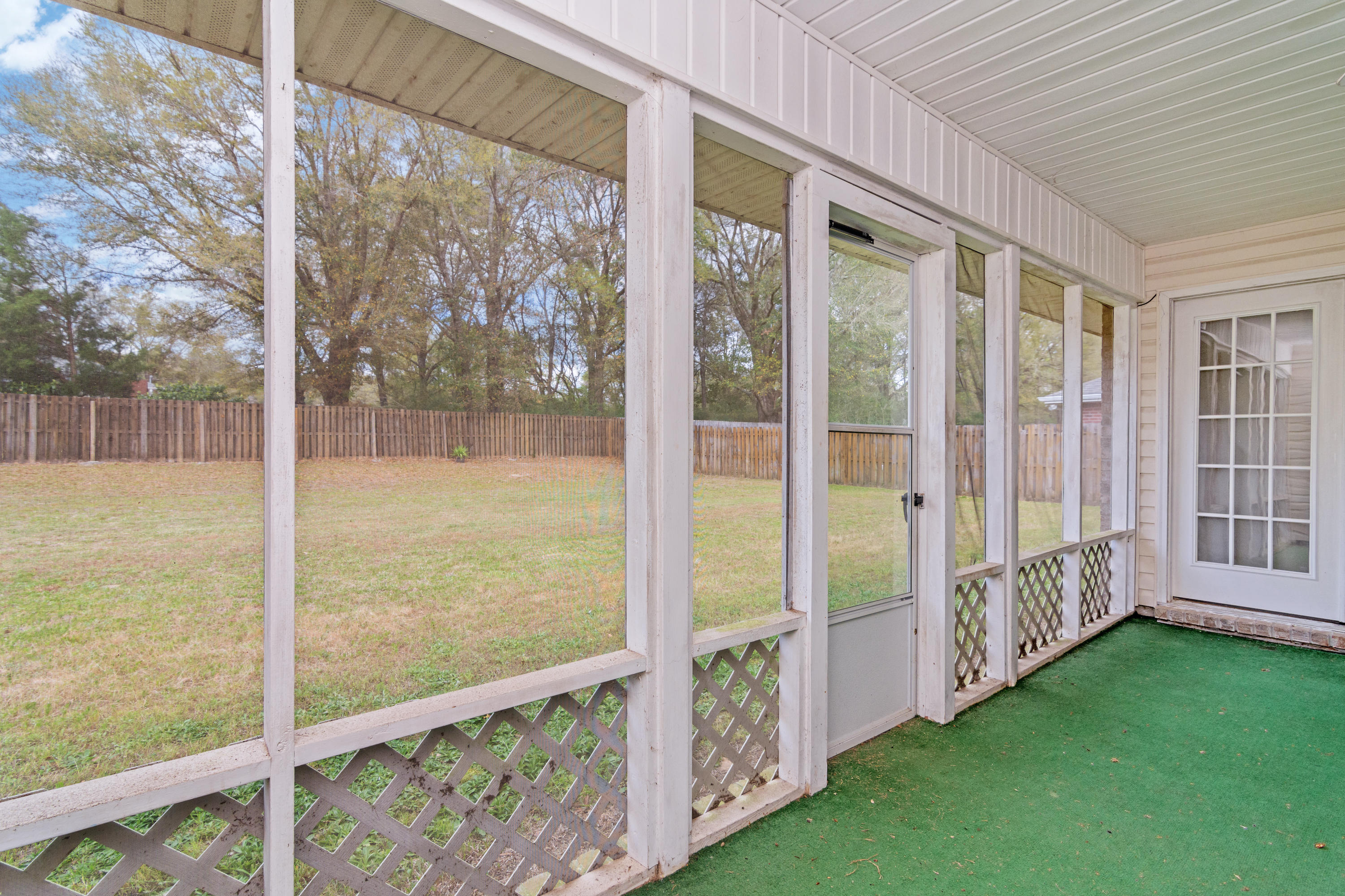 LEE FARM - Residential