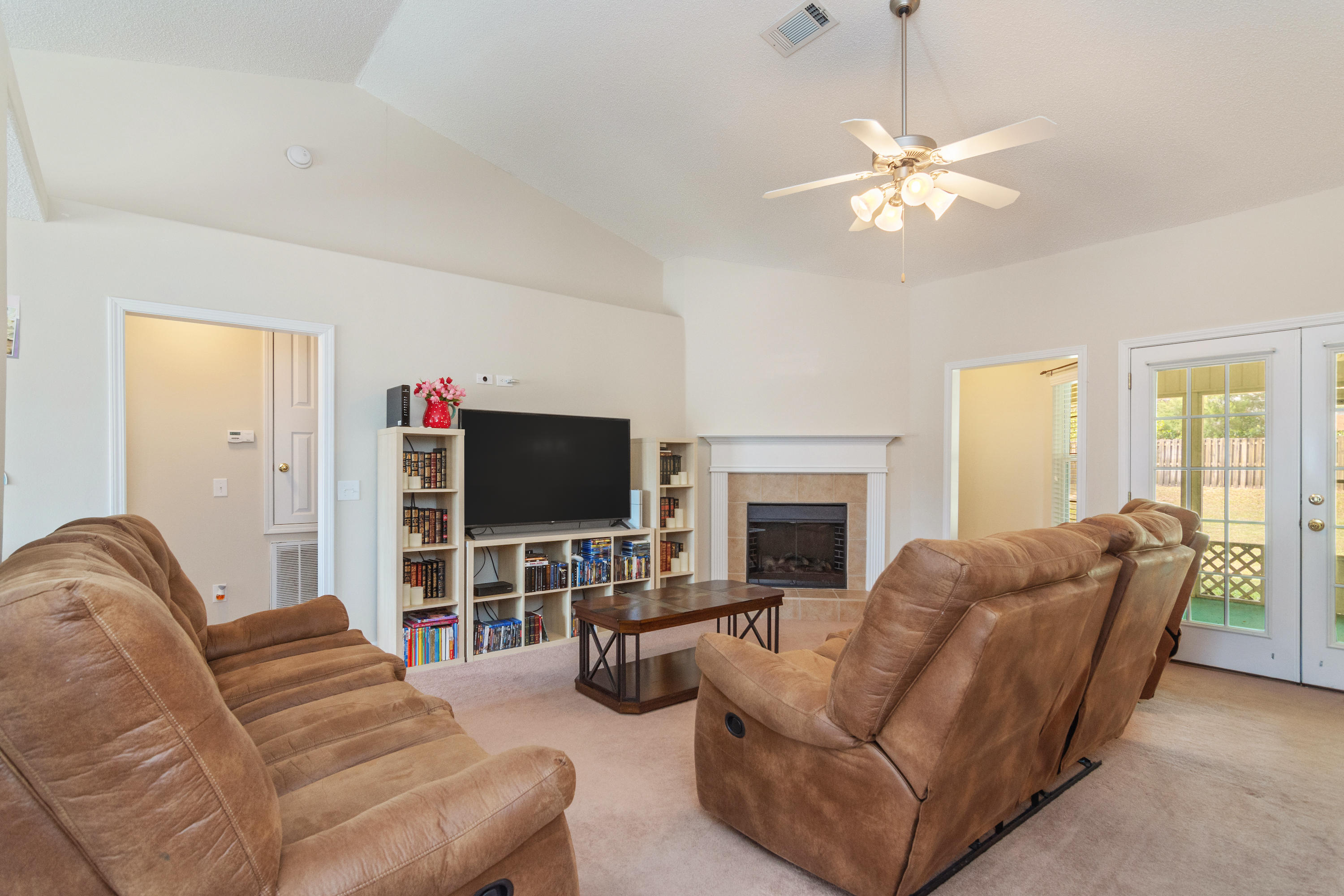 LEE FARM - Residential