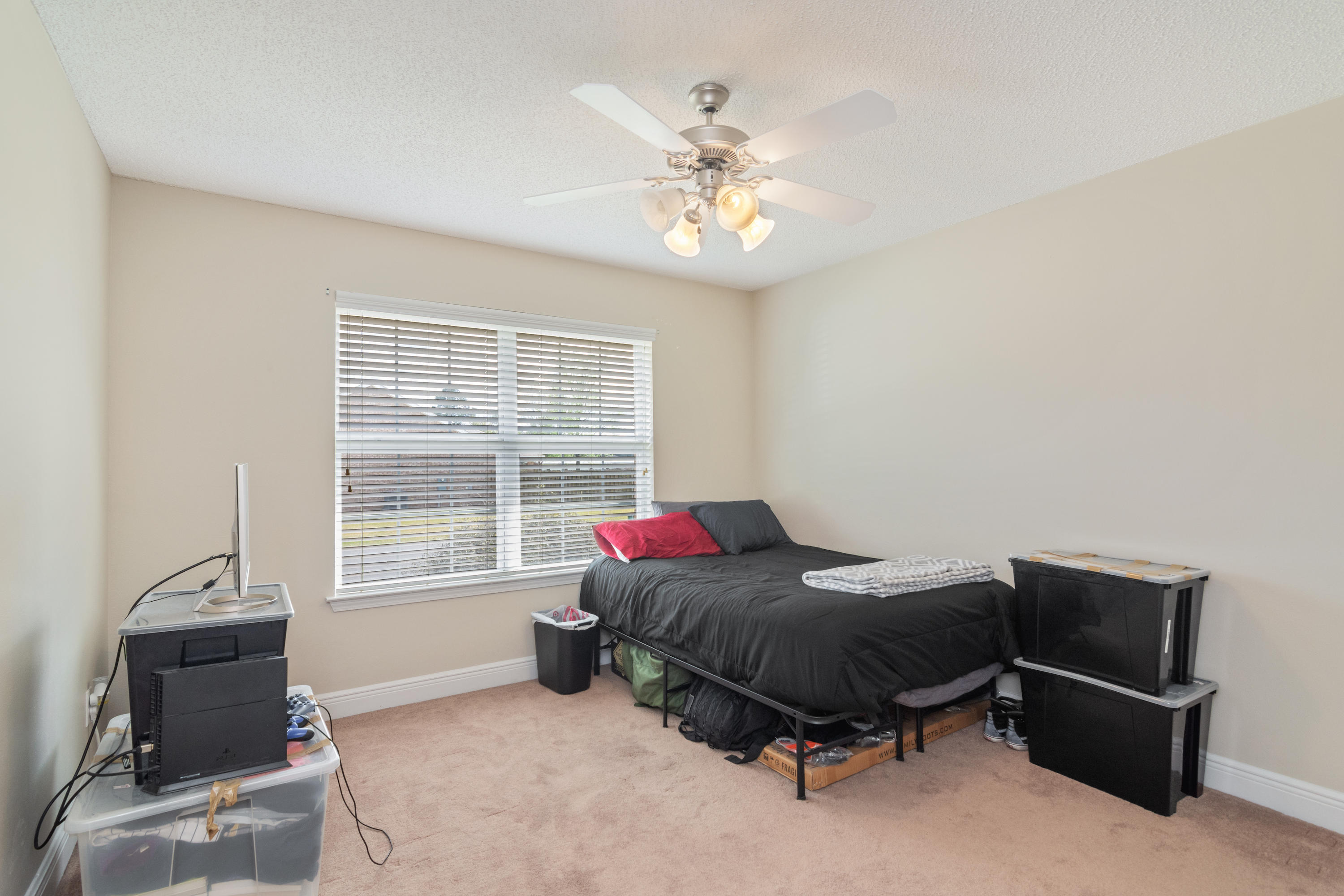 LEE FARM - Residential