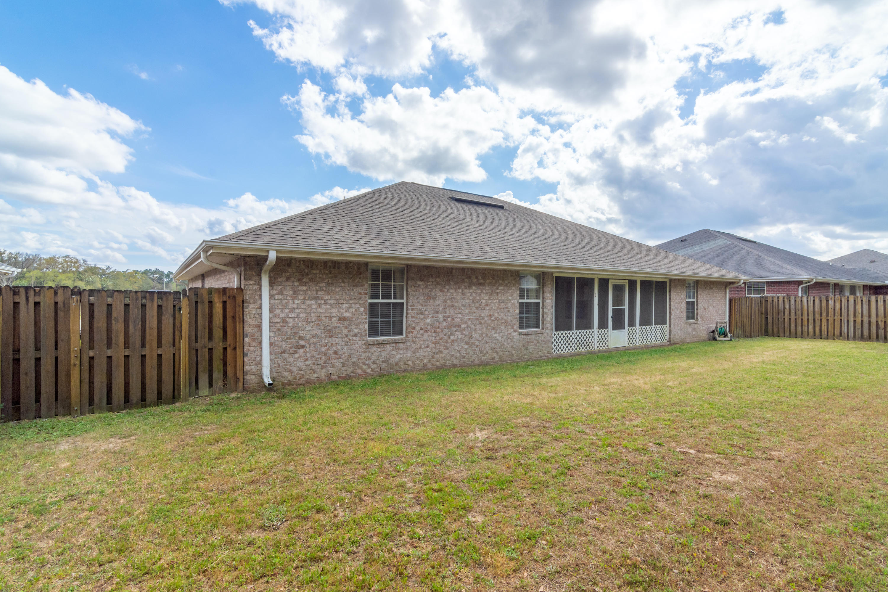 LEE FARM - Residential