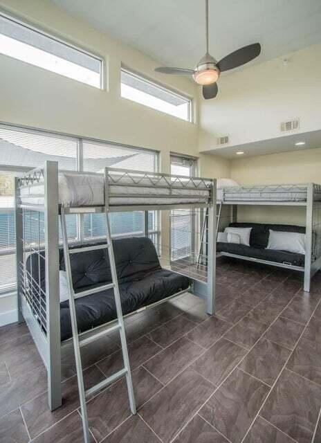 BROOKS LOFT - Residential Lease