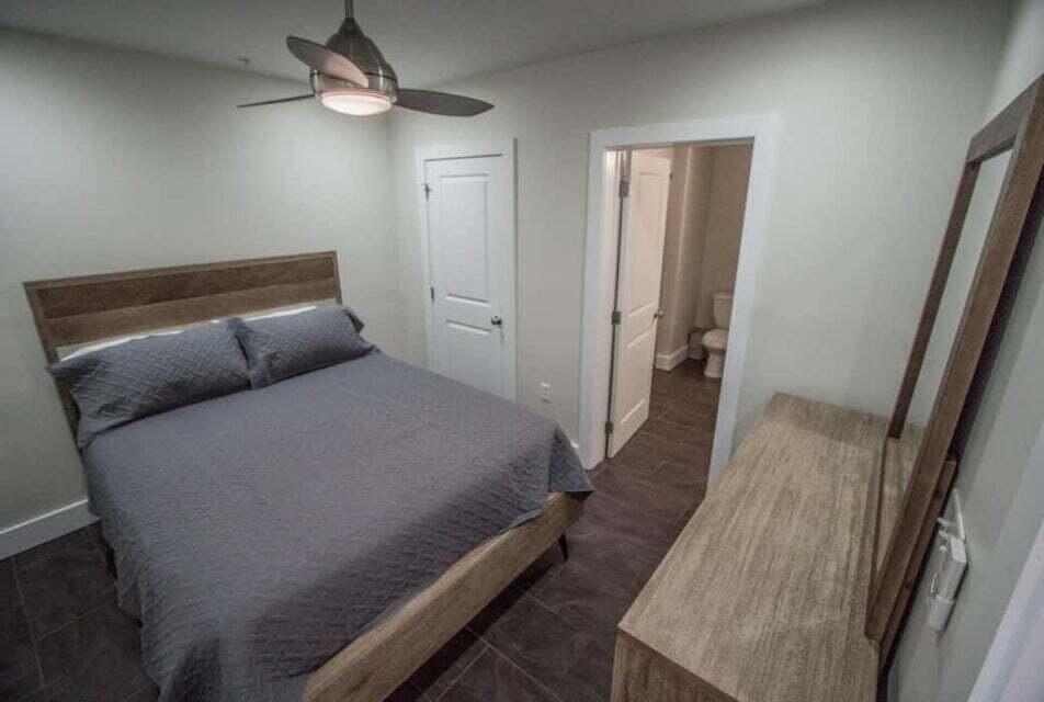 BROOKS LOFT - Residential Lease