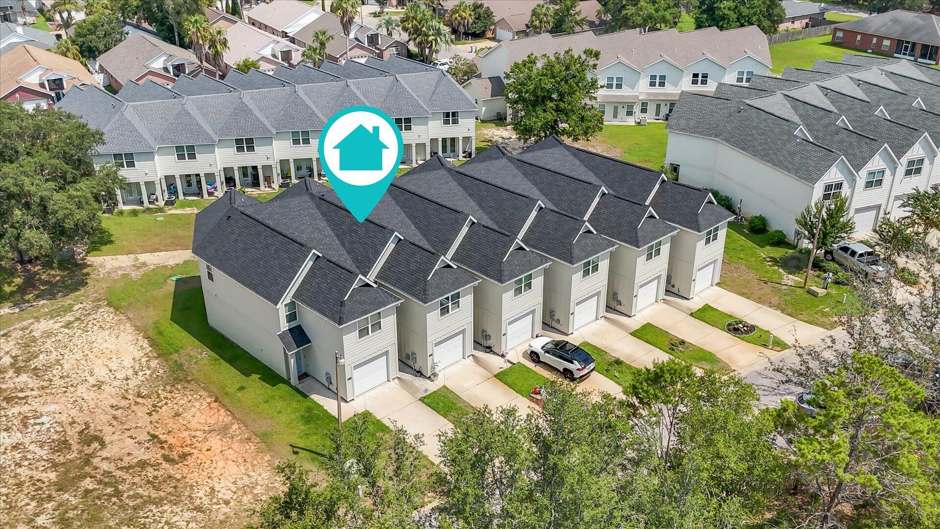 HIDDEN BAY VILLAGE - Residential