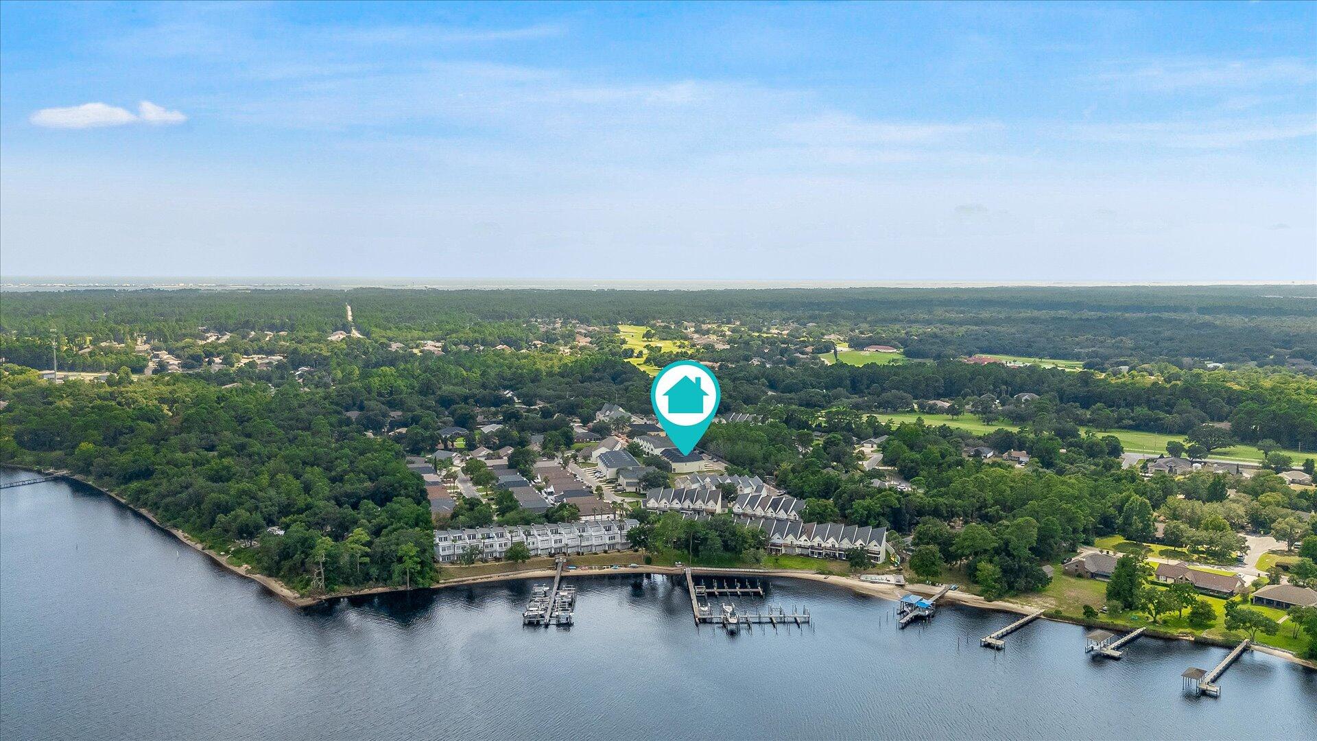 HIDDEN BAY VILLAGE - Residential