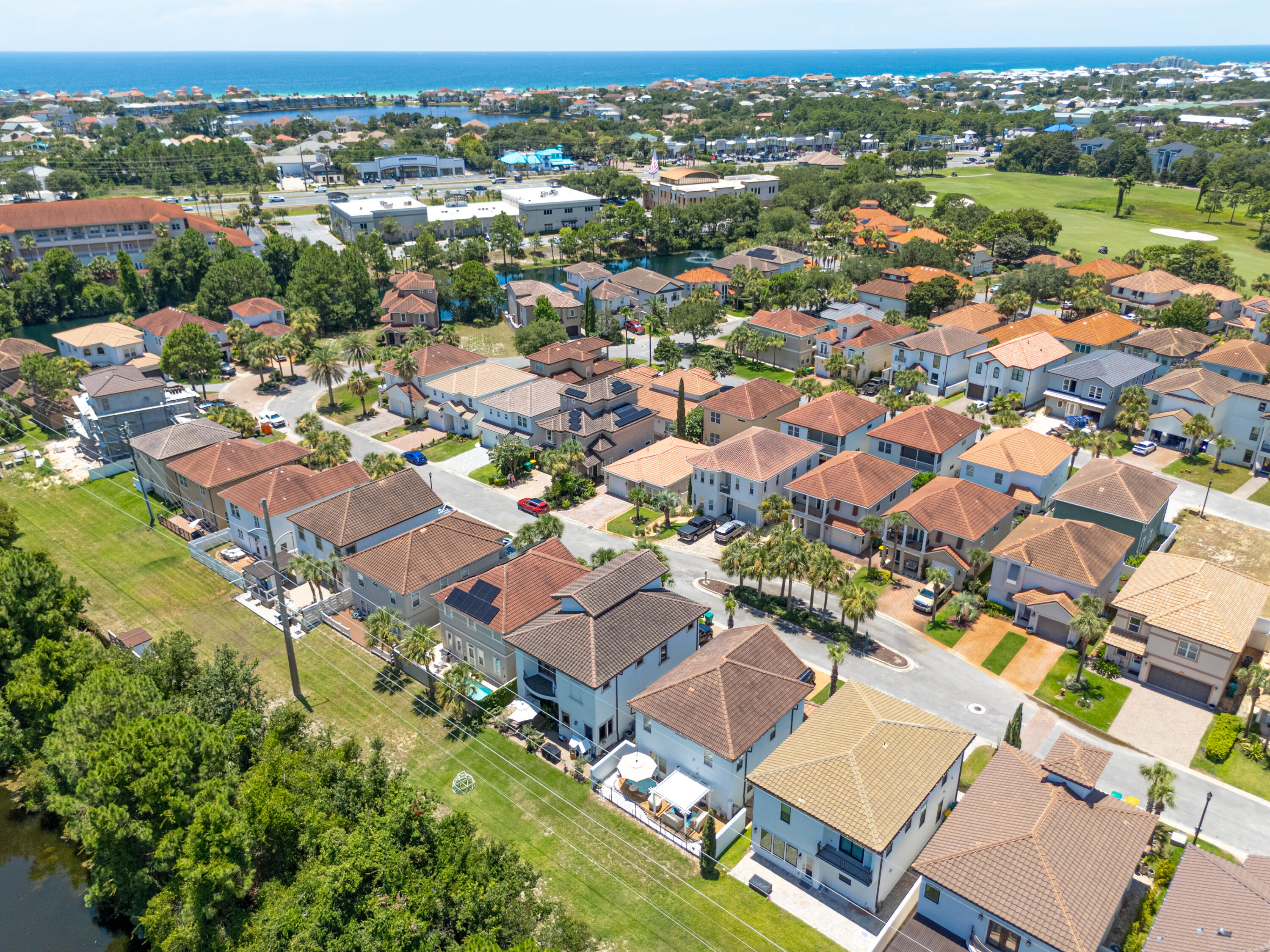 CALUSA BAY S/D - Residential